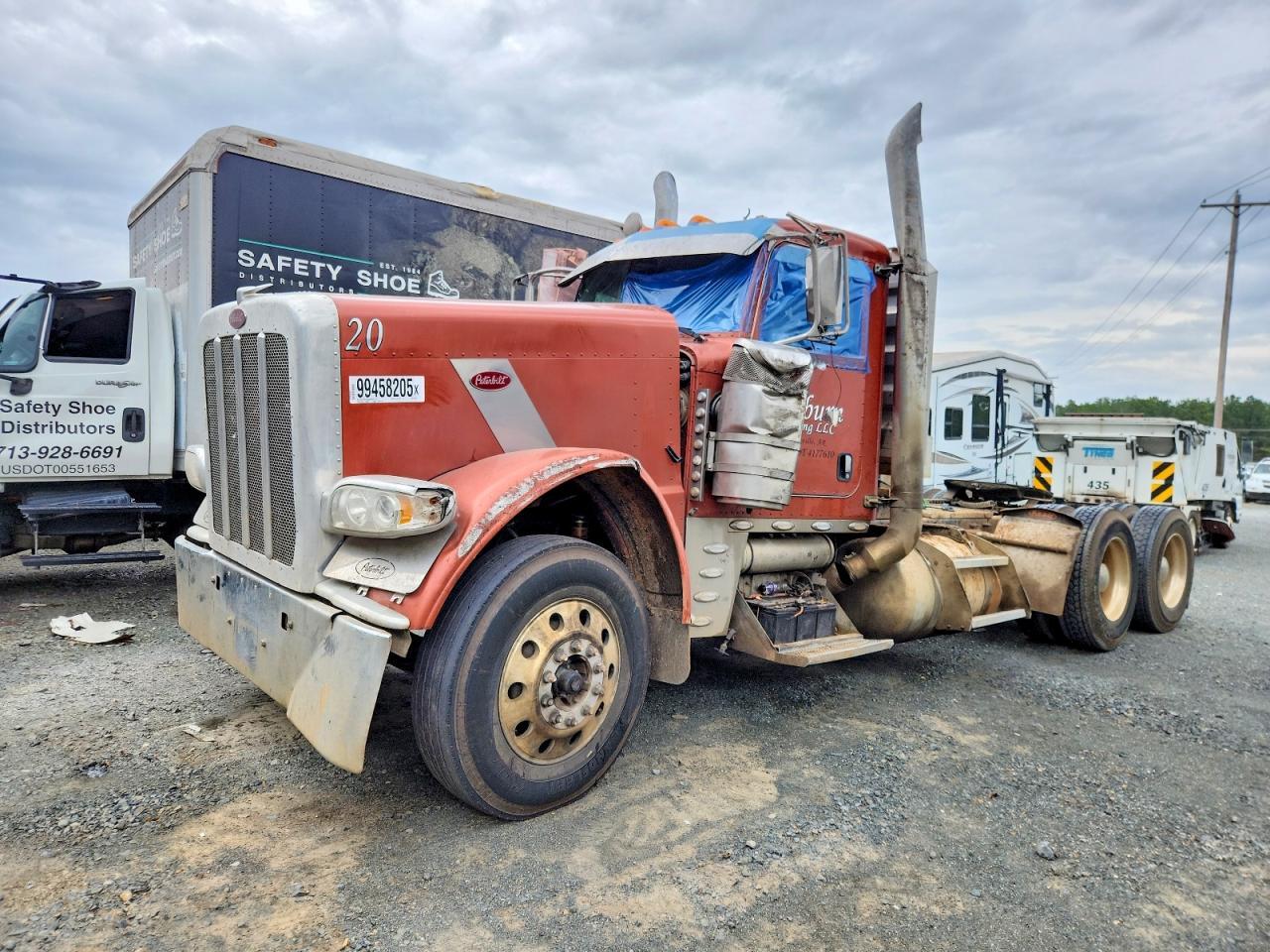 2014 PETERBILT 389