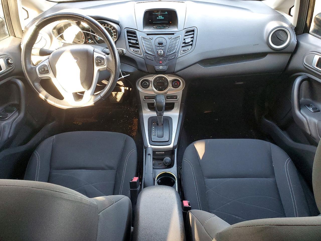 2014 FORD Fiesta