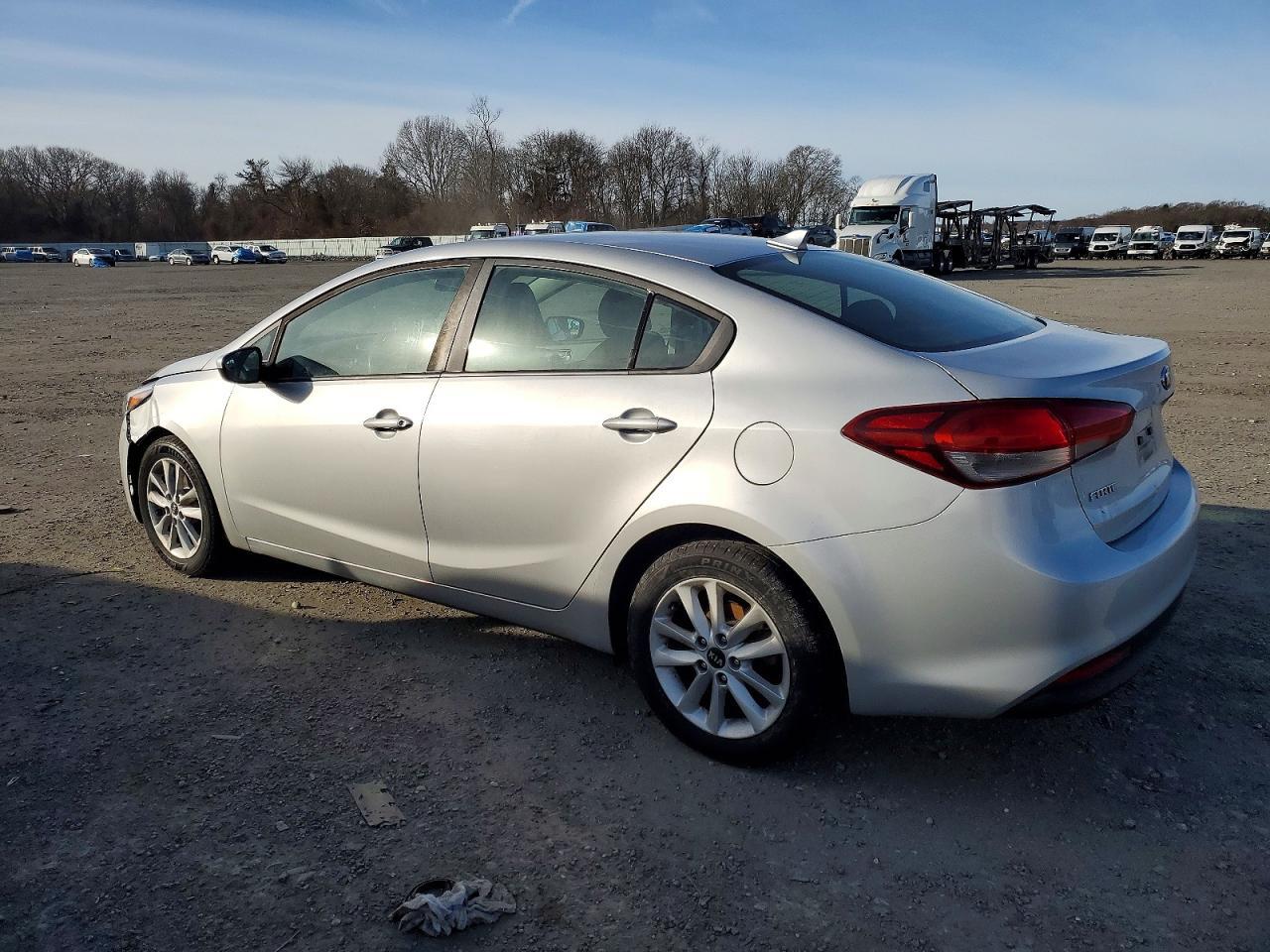 2017 KIA FORTE