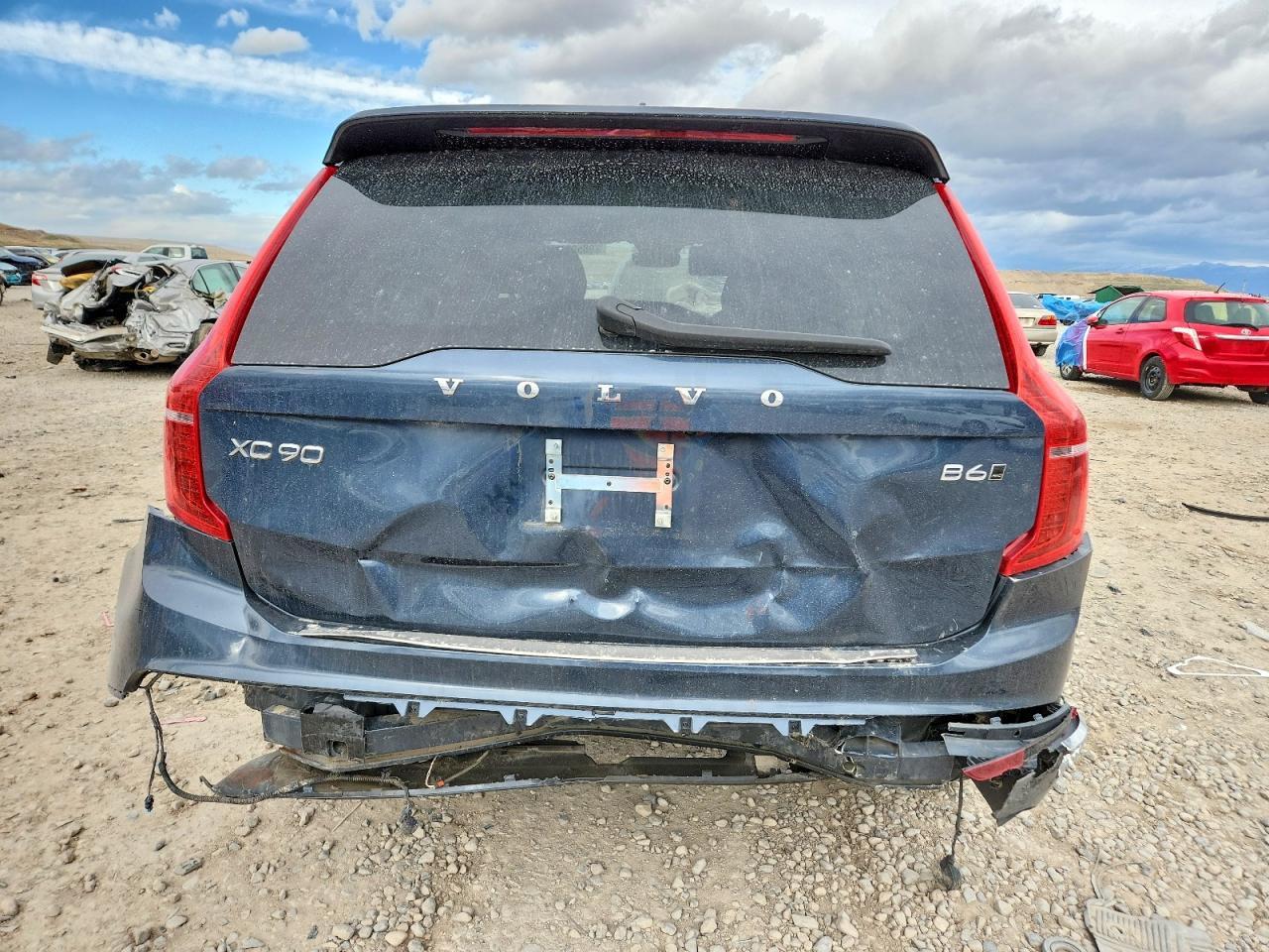 2024 VOLVO XC90