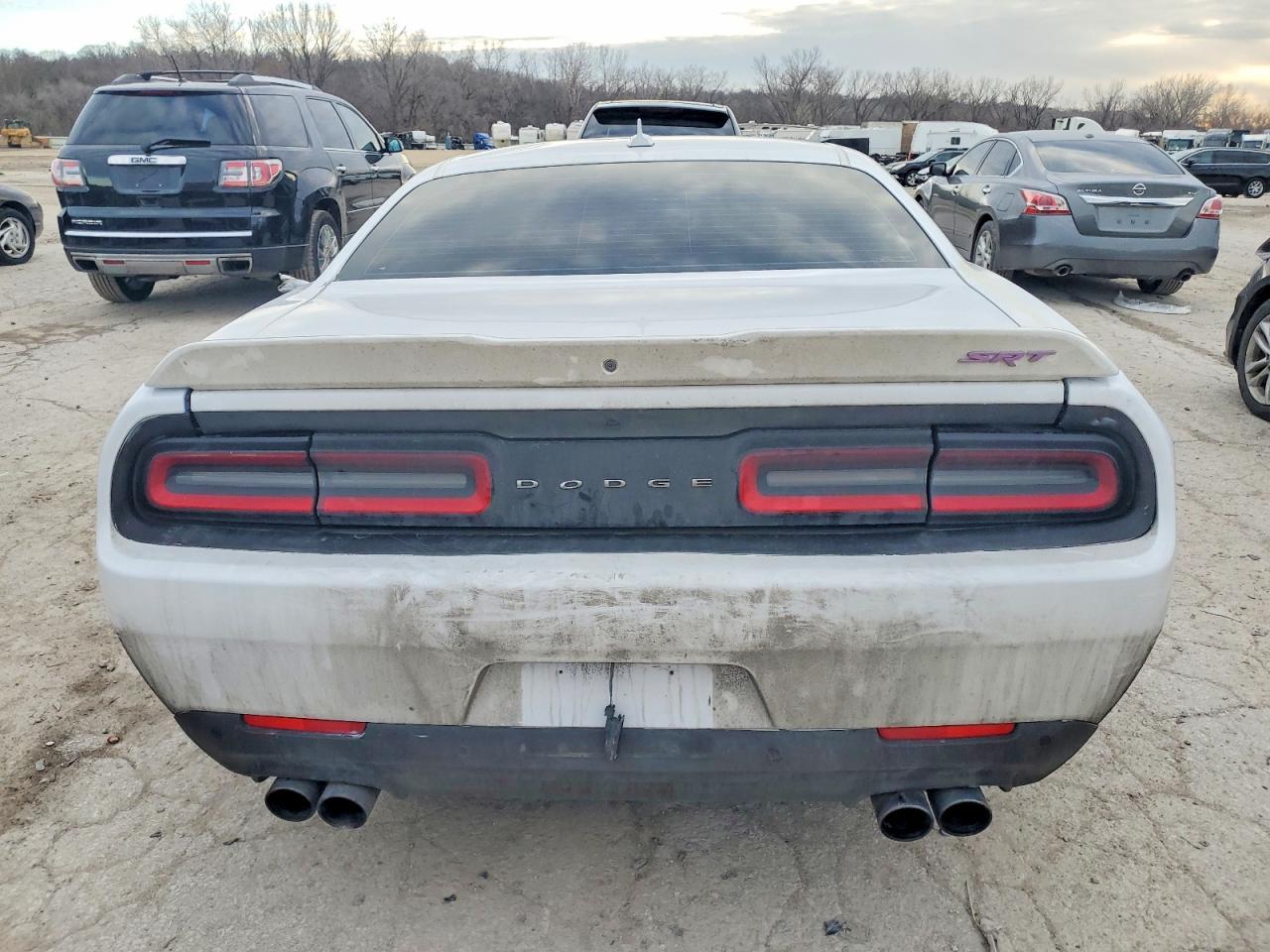 2016 DODGE Challenger