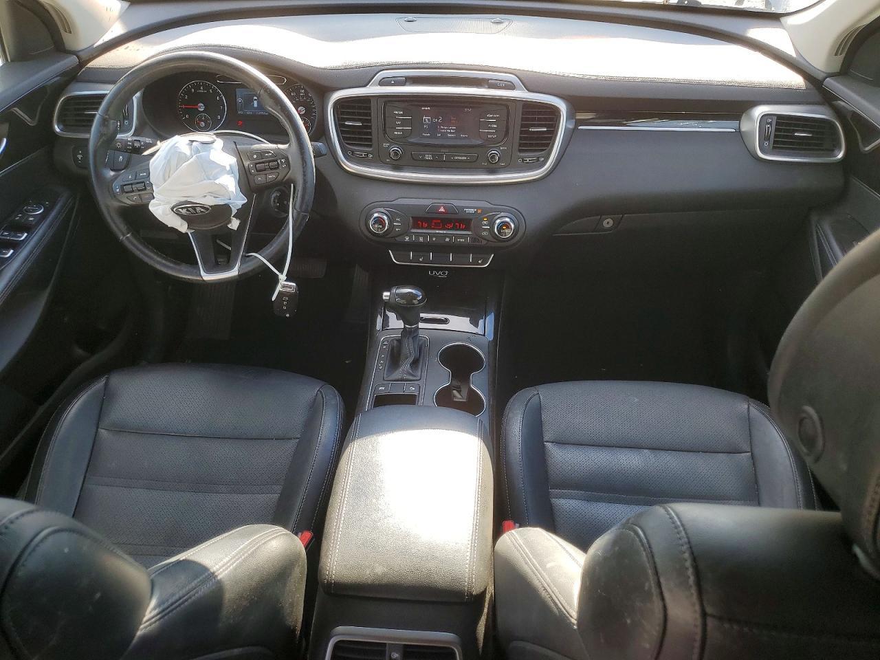 2016 KIA SORENTO