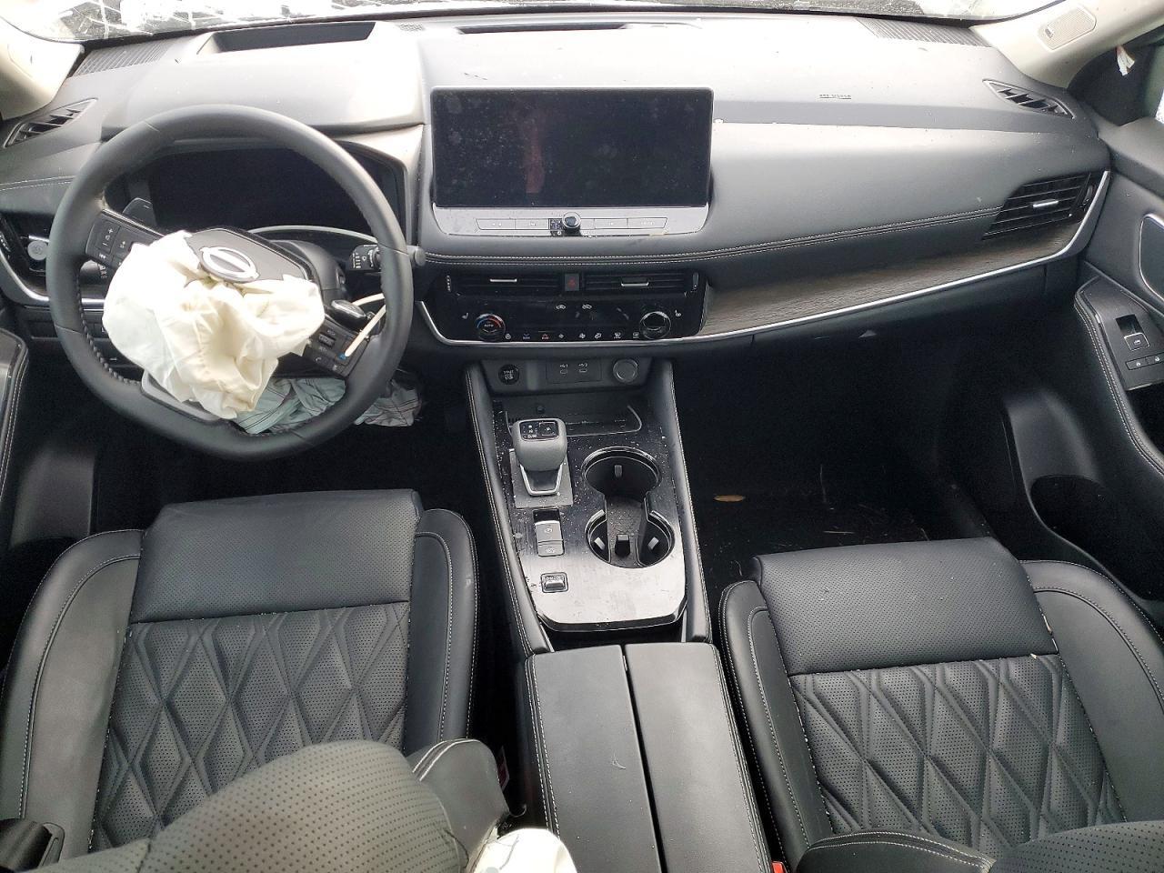 2025 NISSAN ROGUE