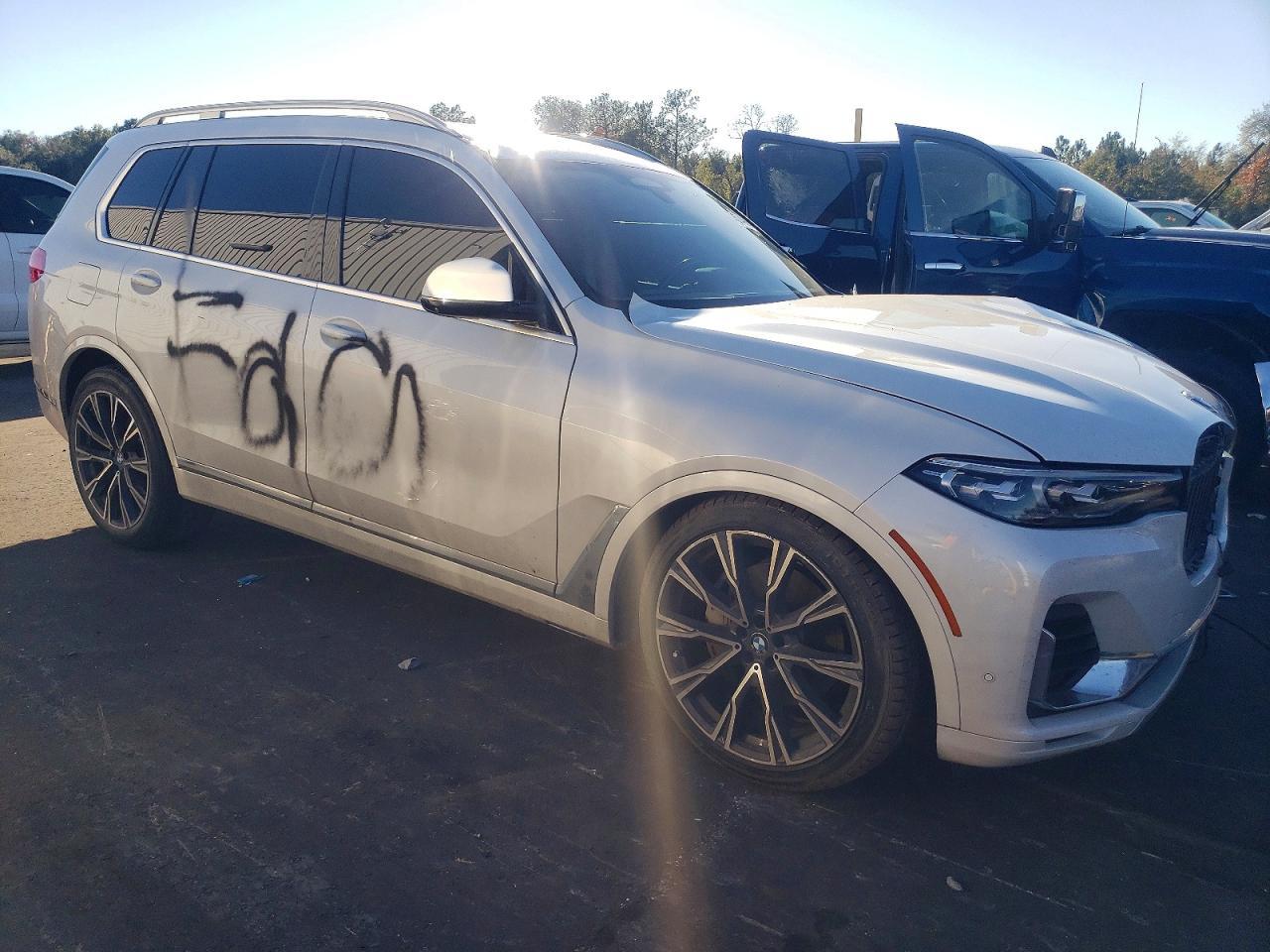 2019 BMW X7