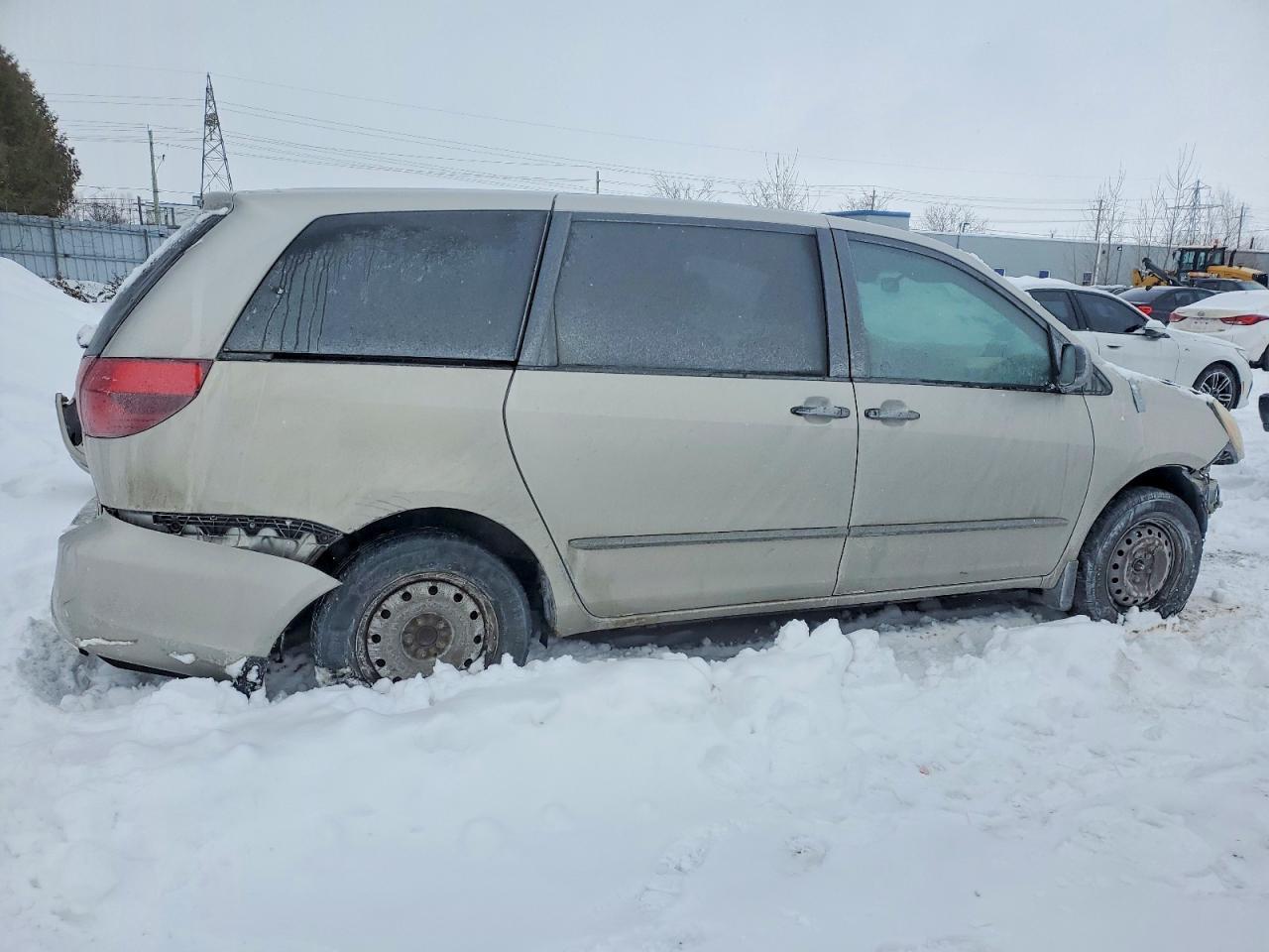 2004 TOYOTA SIENNA
