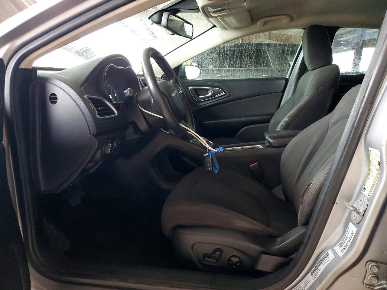 2015 CHRYSLER 200