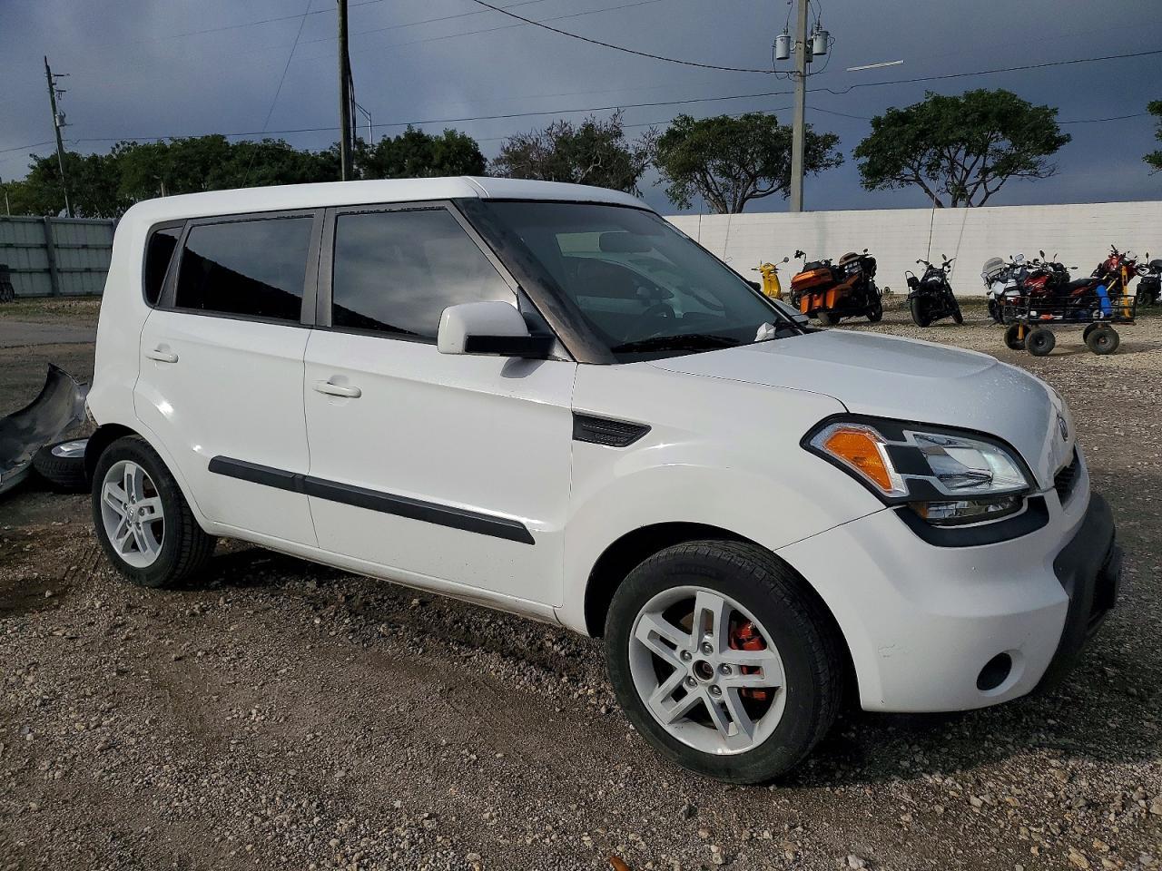 2011 KIA SOUL