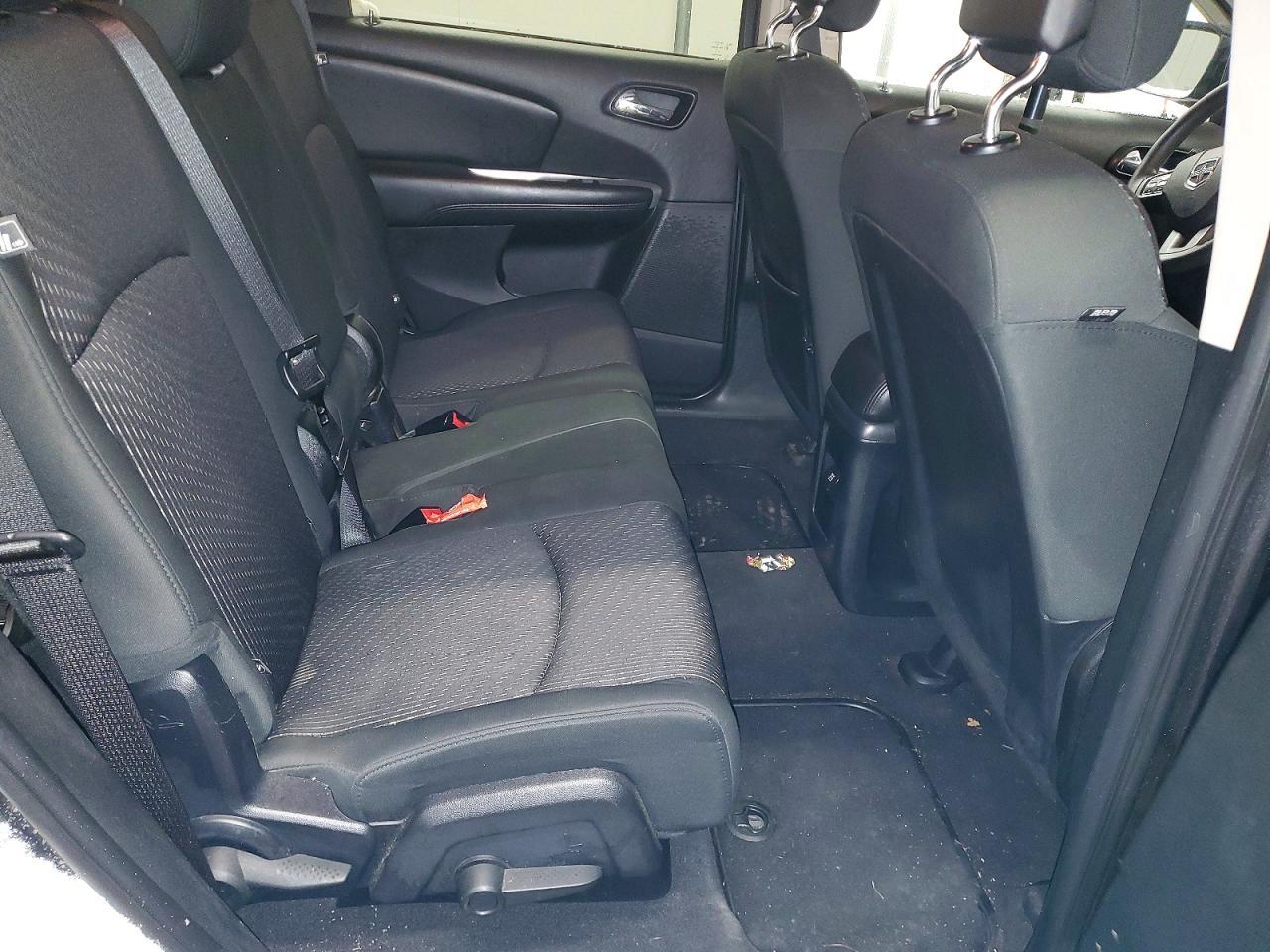 2011 DODGE JOURNEY