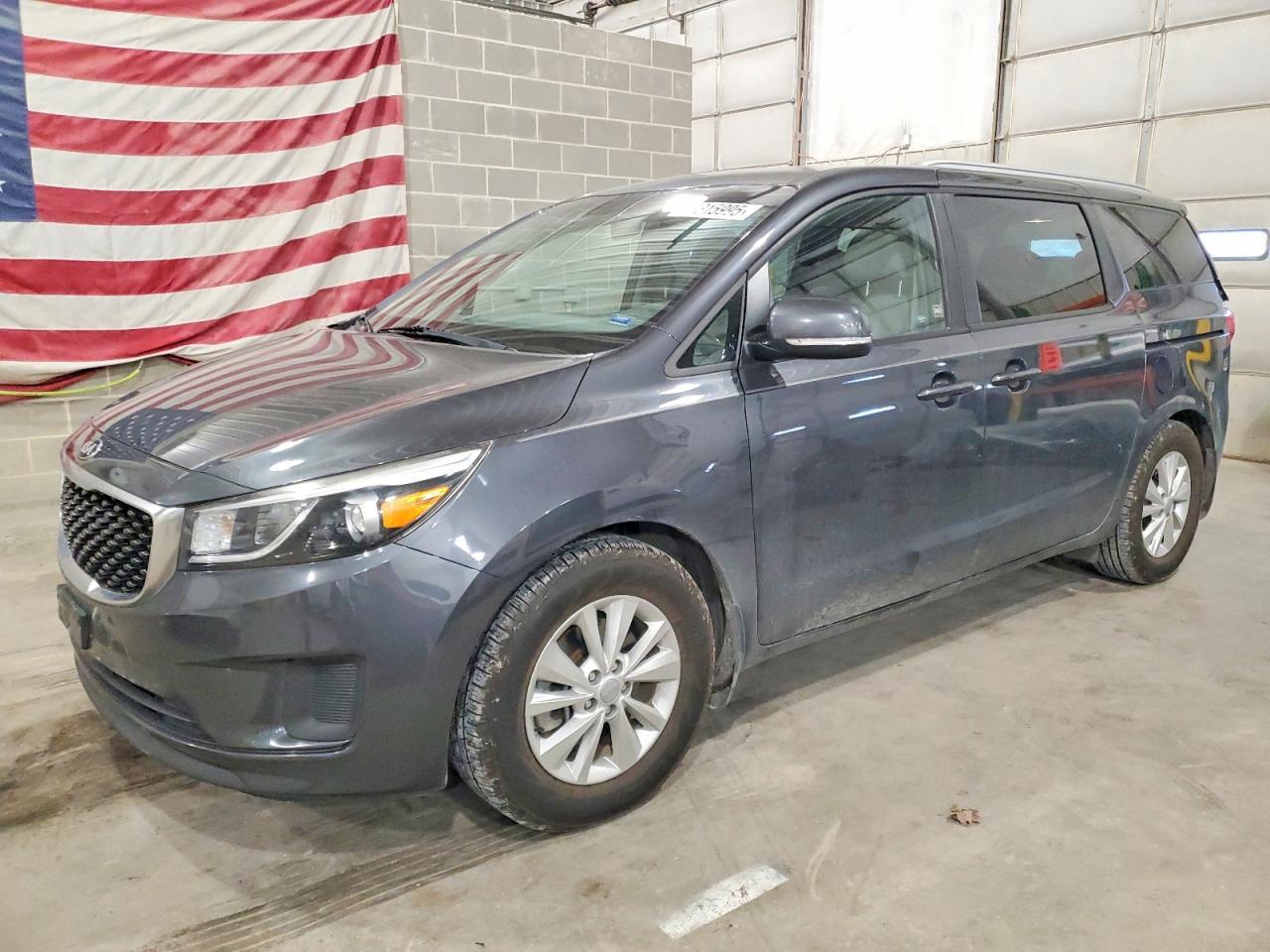 2016 KIA SEDONA