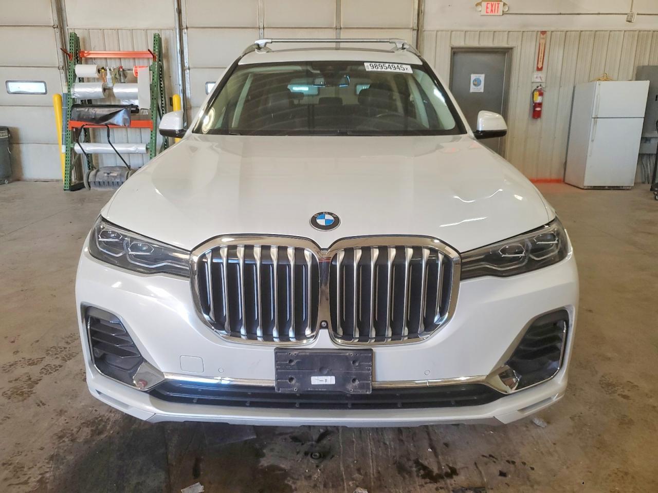 2020 BMW X7
