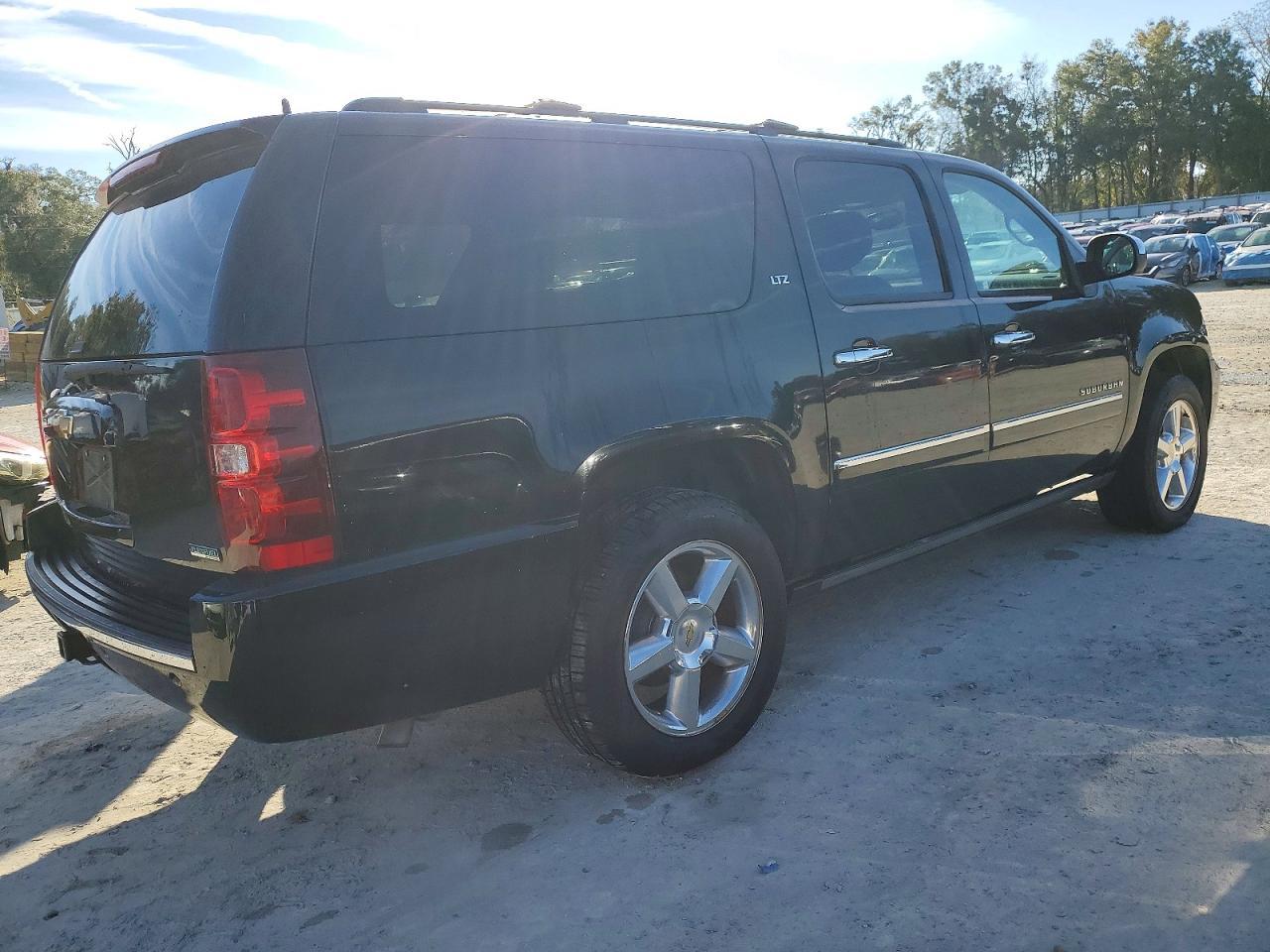 2012 CHEVROLET Suburban