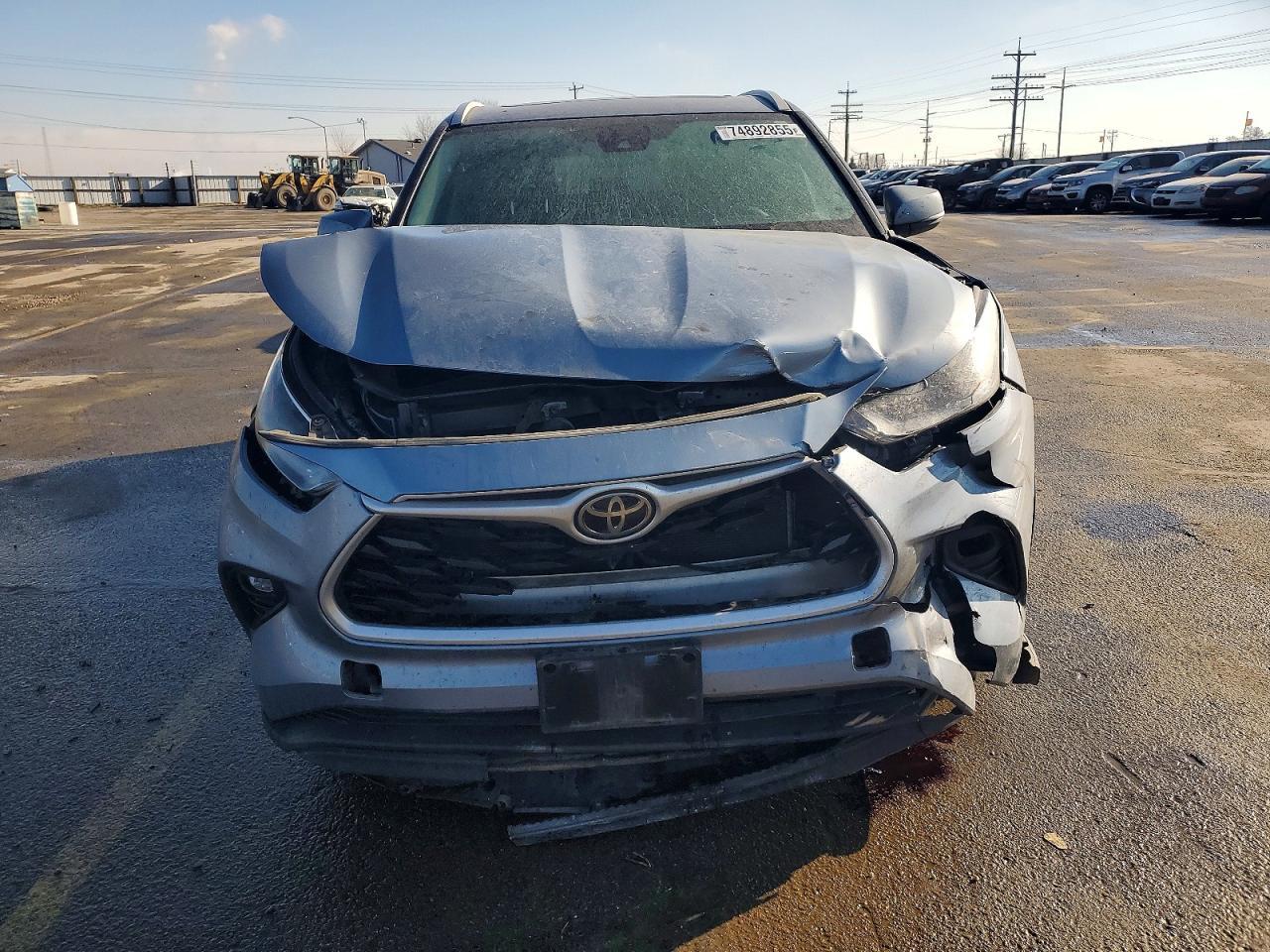2022 TOYOTA HIGHLANDER
