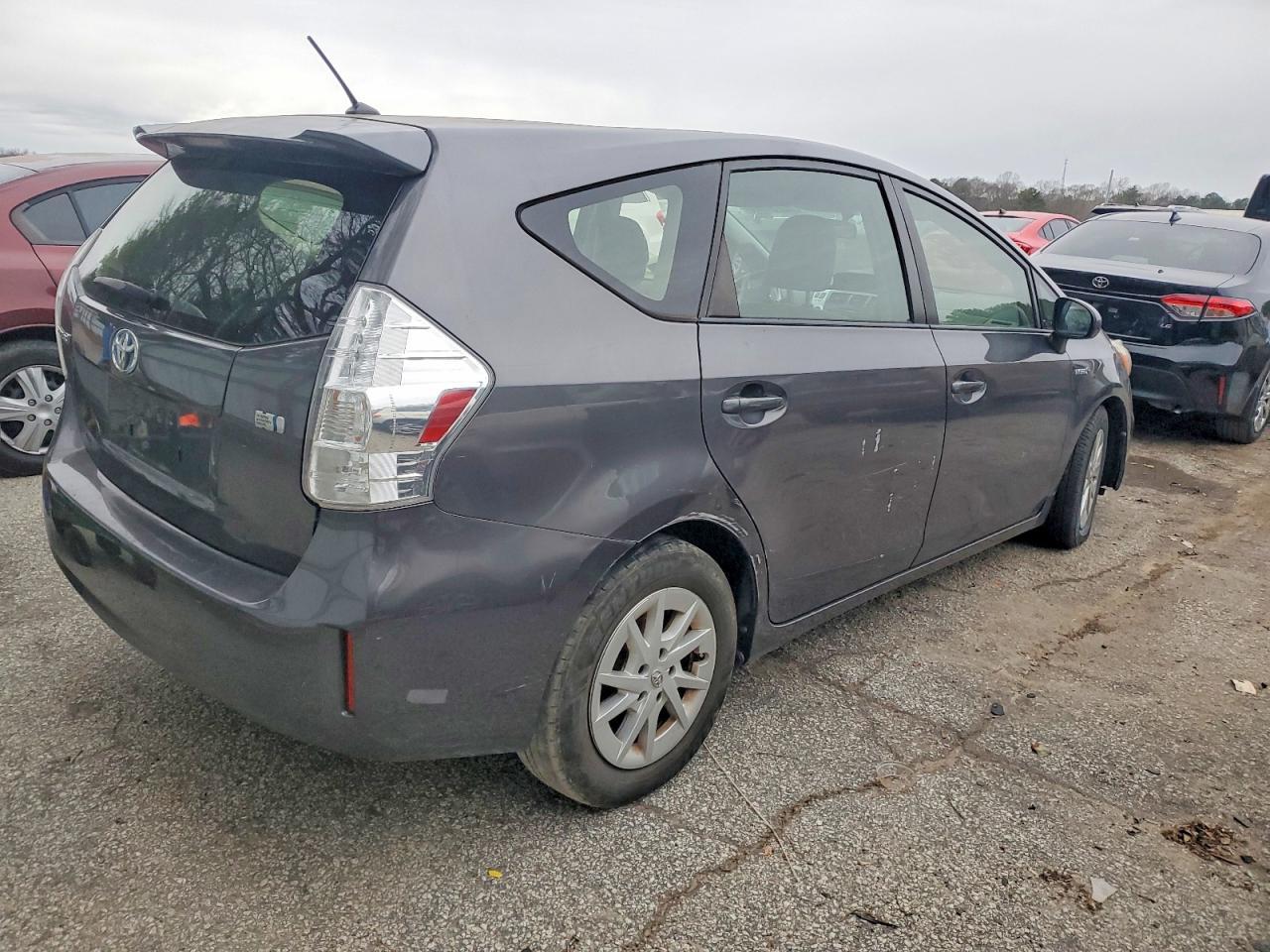 2014 TOYOTA PRIUS V