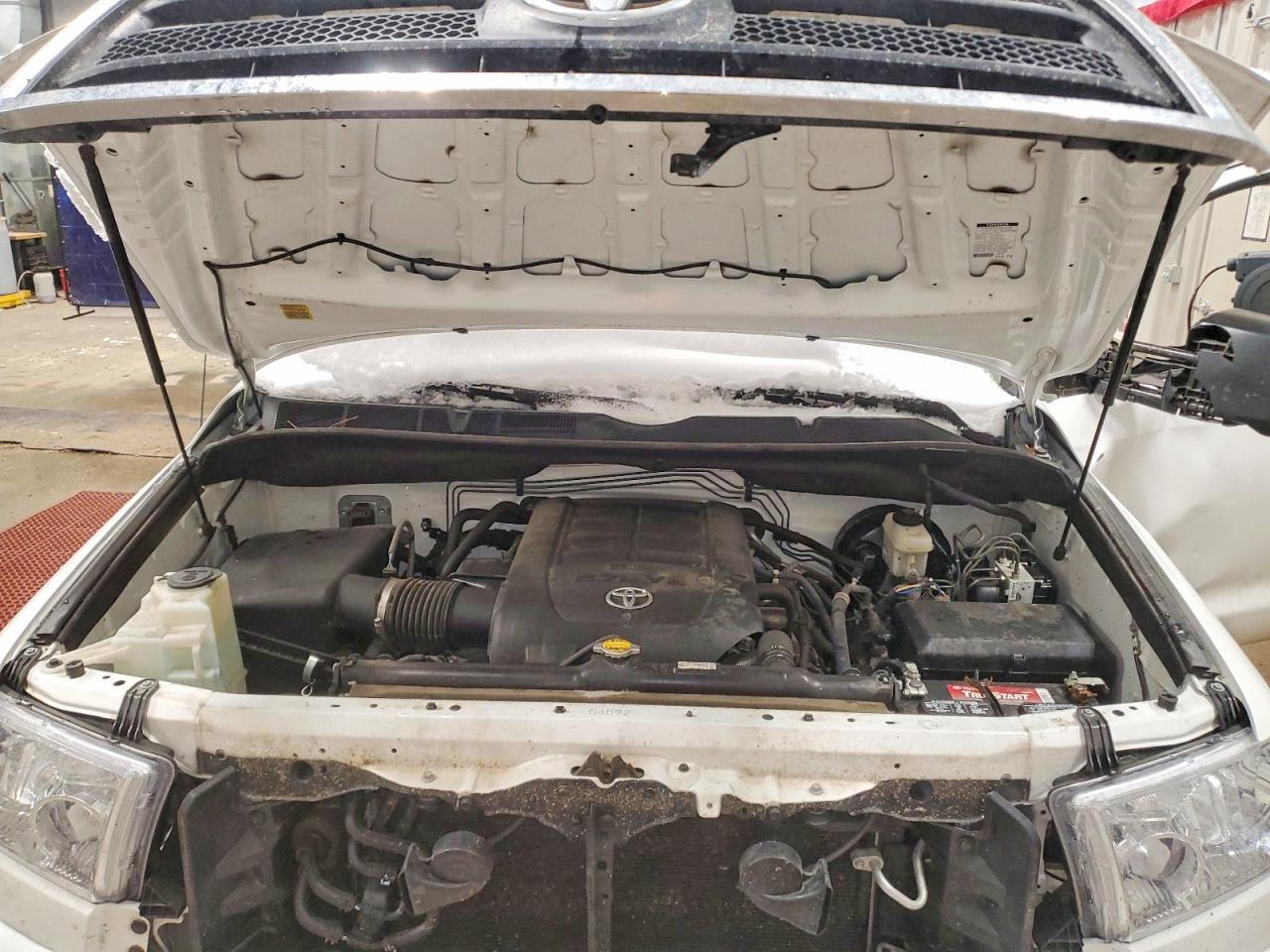 2011 TOYOTA TUNDRA