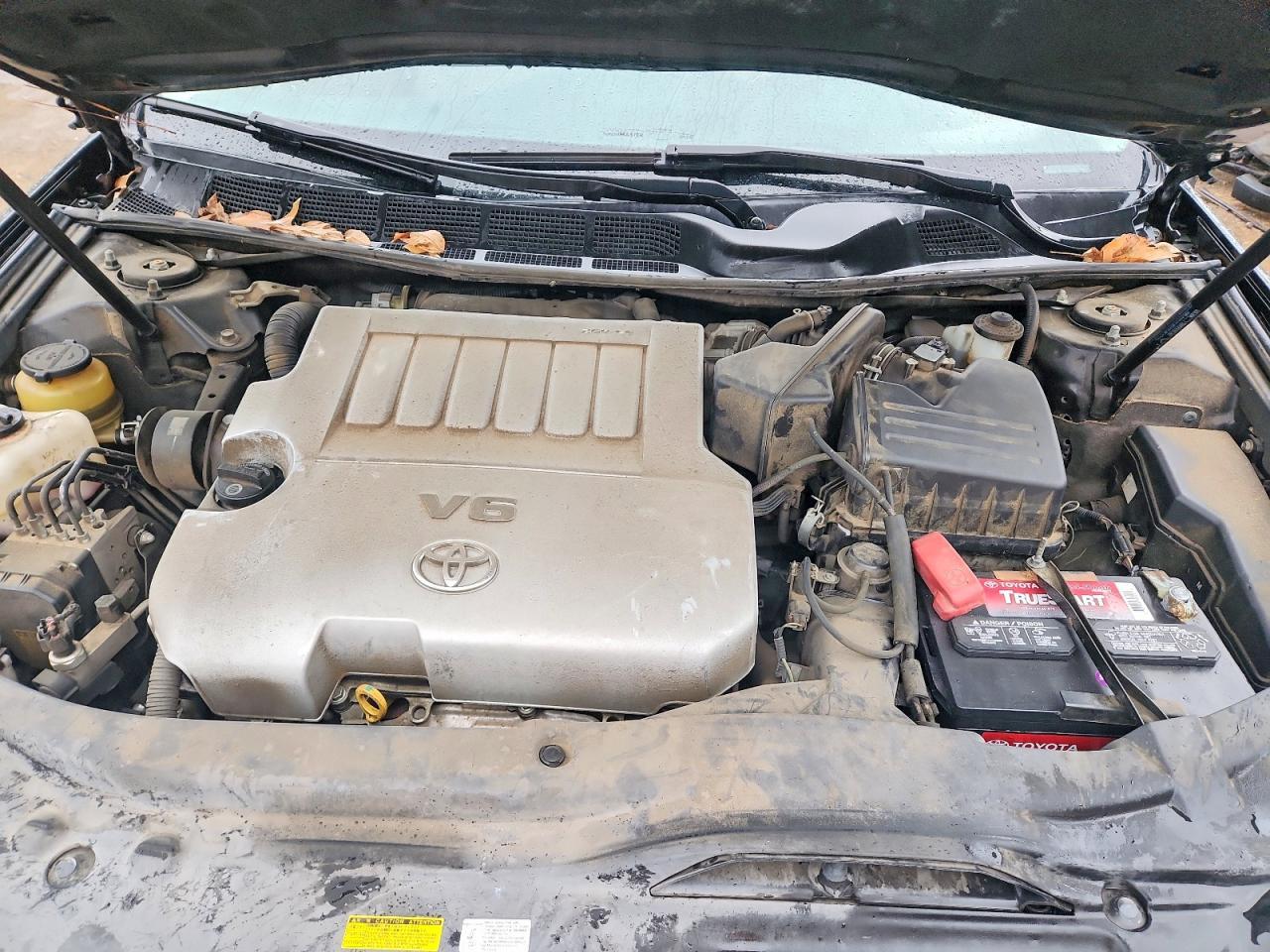 2011 TOYOTA Avalon