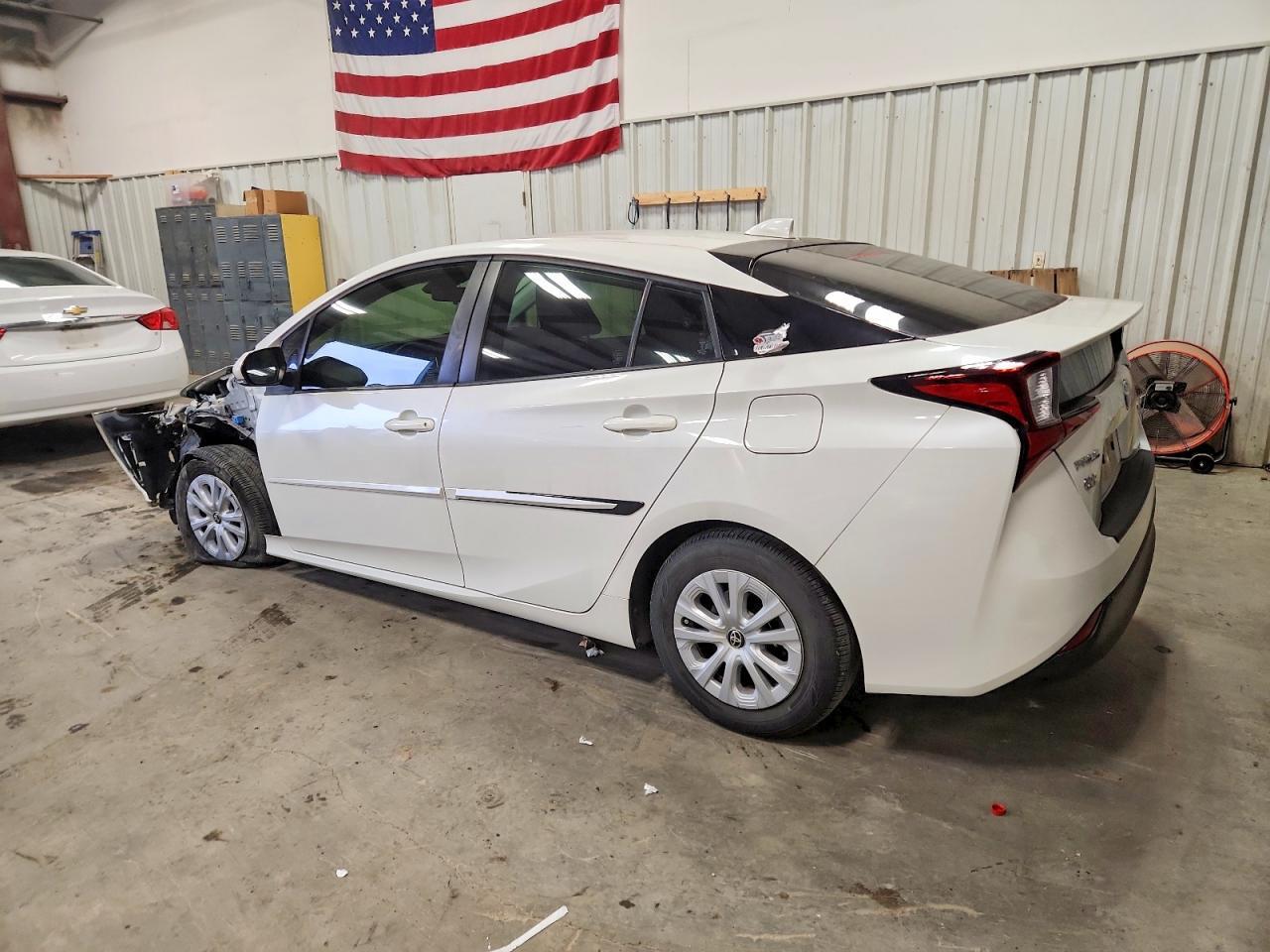 2020 TOYOTA PRIUS