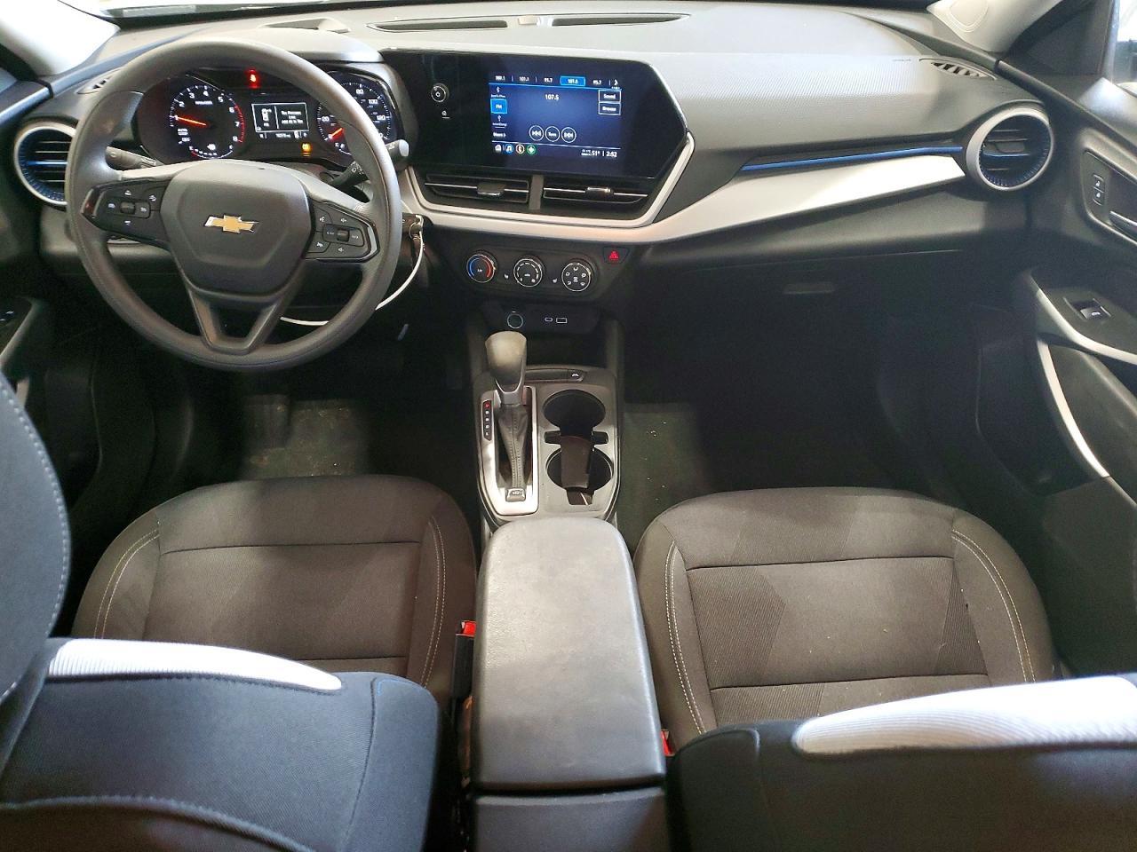 2025 CHEVROLET TRAX