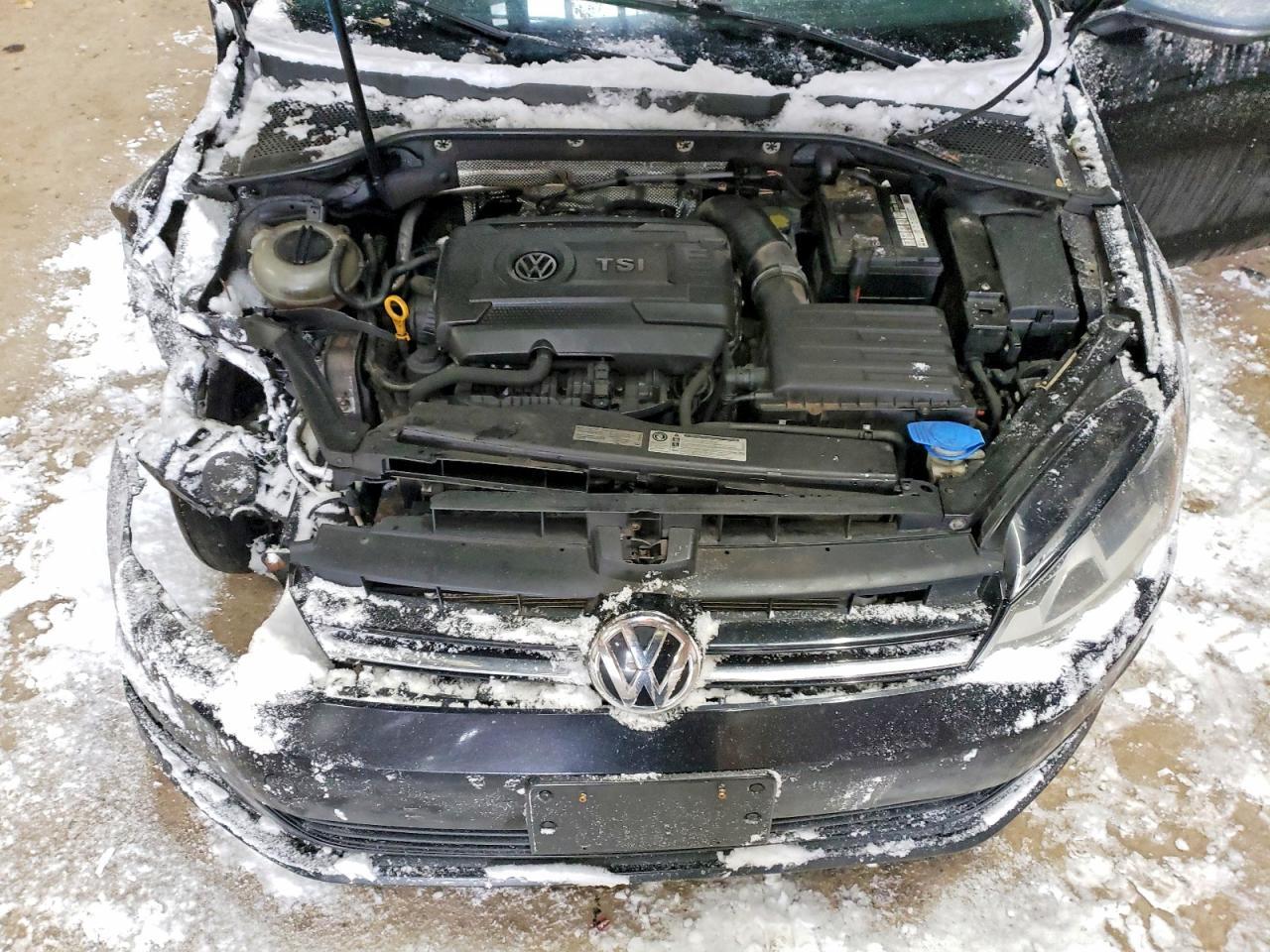 2016 VOLKSWAGEN GOLF