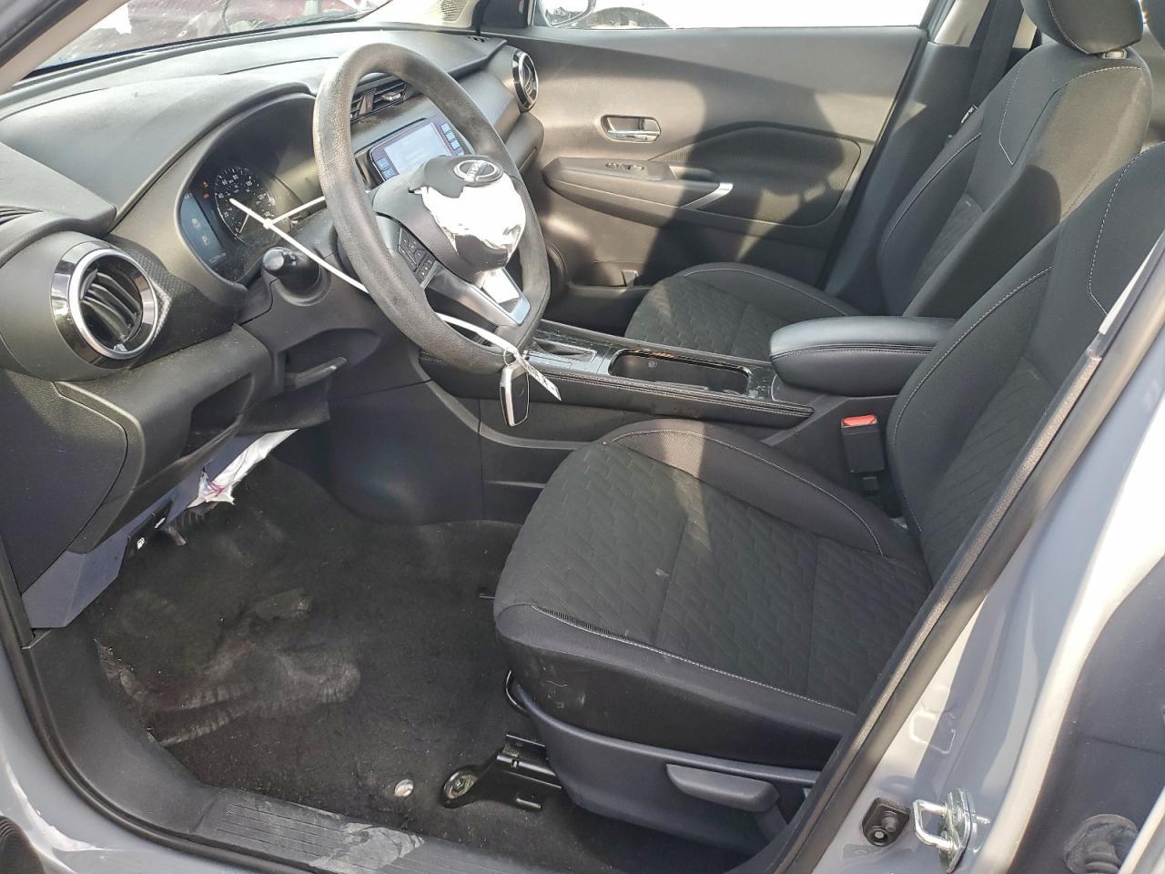 2022 NISSAN KICKS