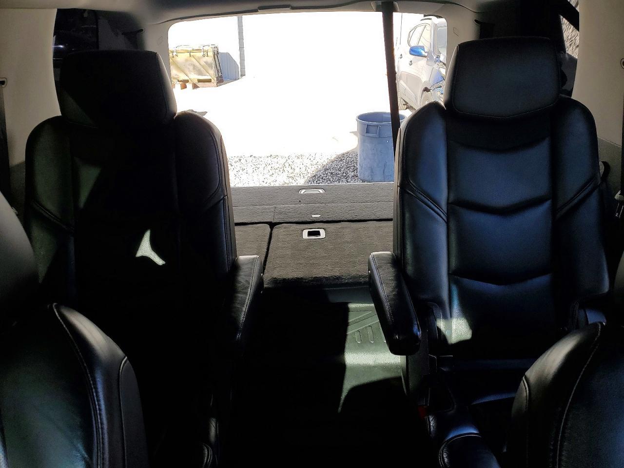 2018 CADILLAC ESCALADE