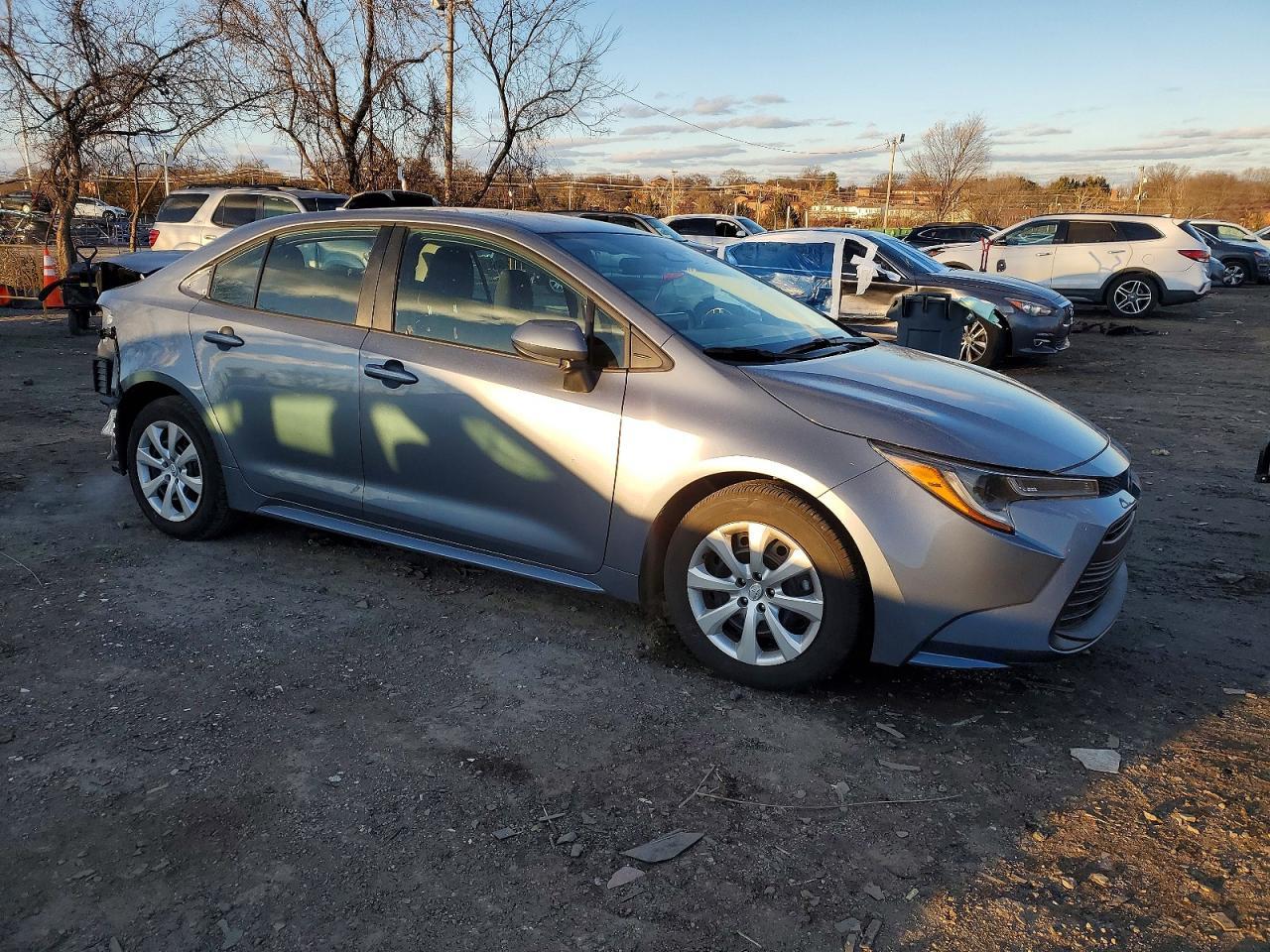 2025 TOYOTA COROLLA