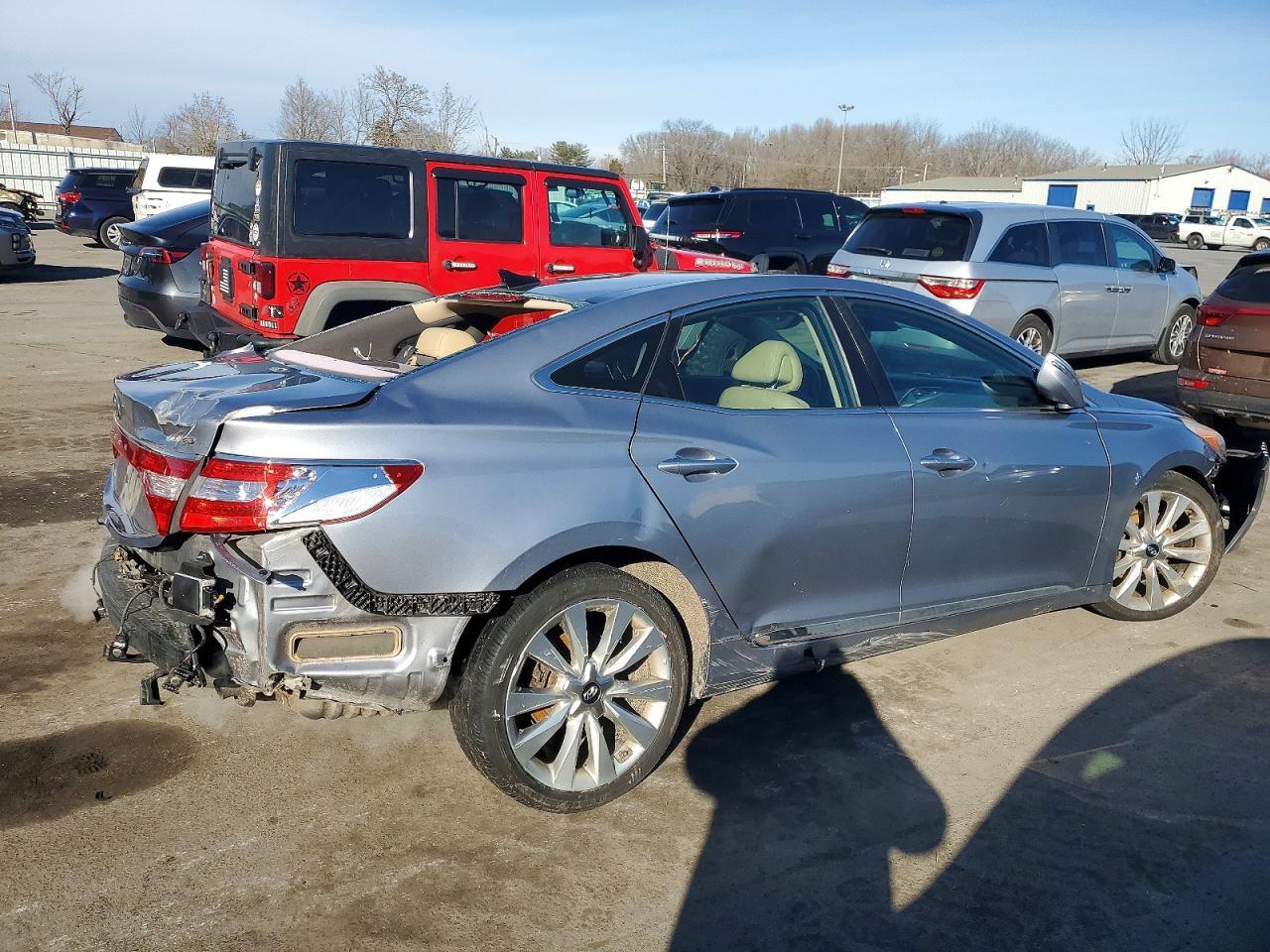 2015 HYUNDAI Azera