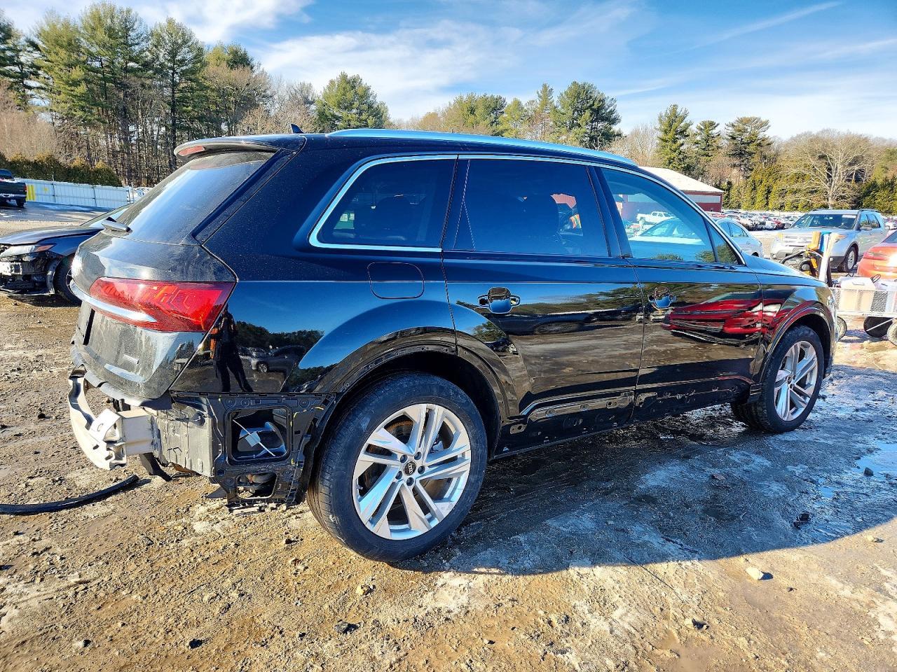 2022 AUDI Q7
