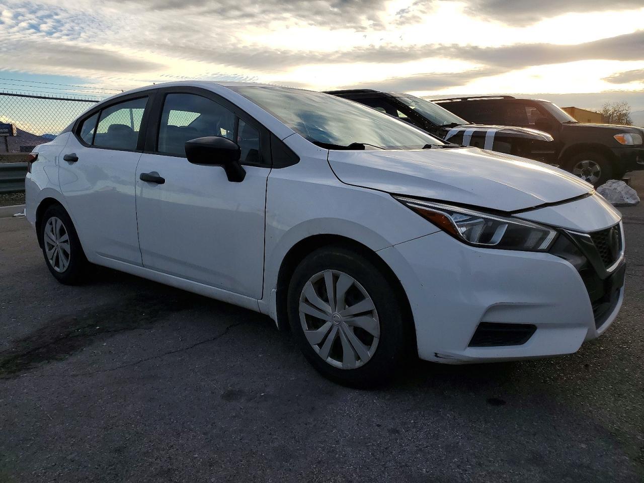2021 NISSAN VERSA