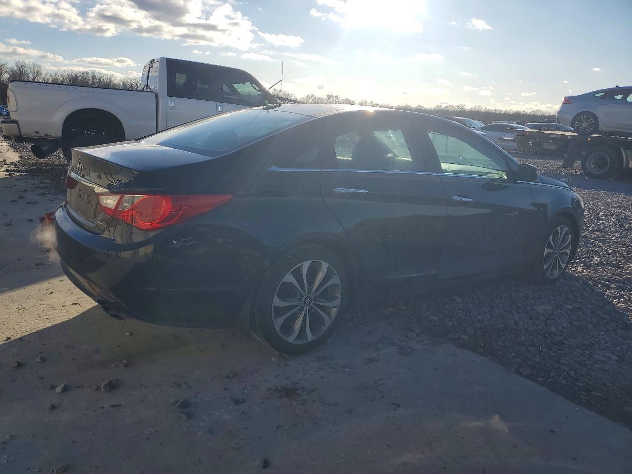 2013 HYUNDAI SONATA