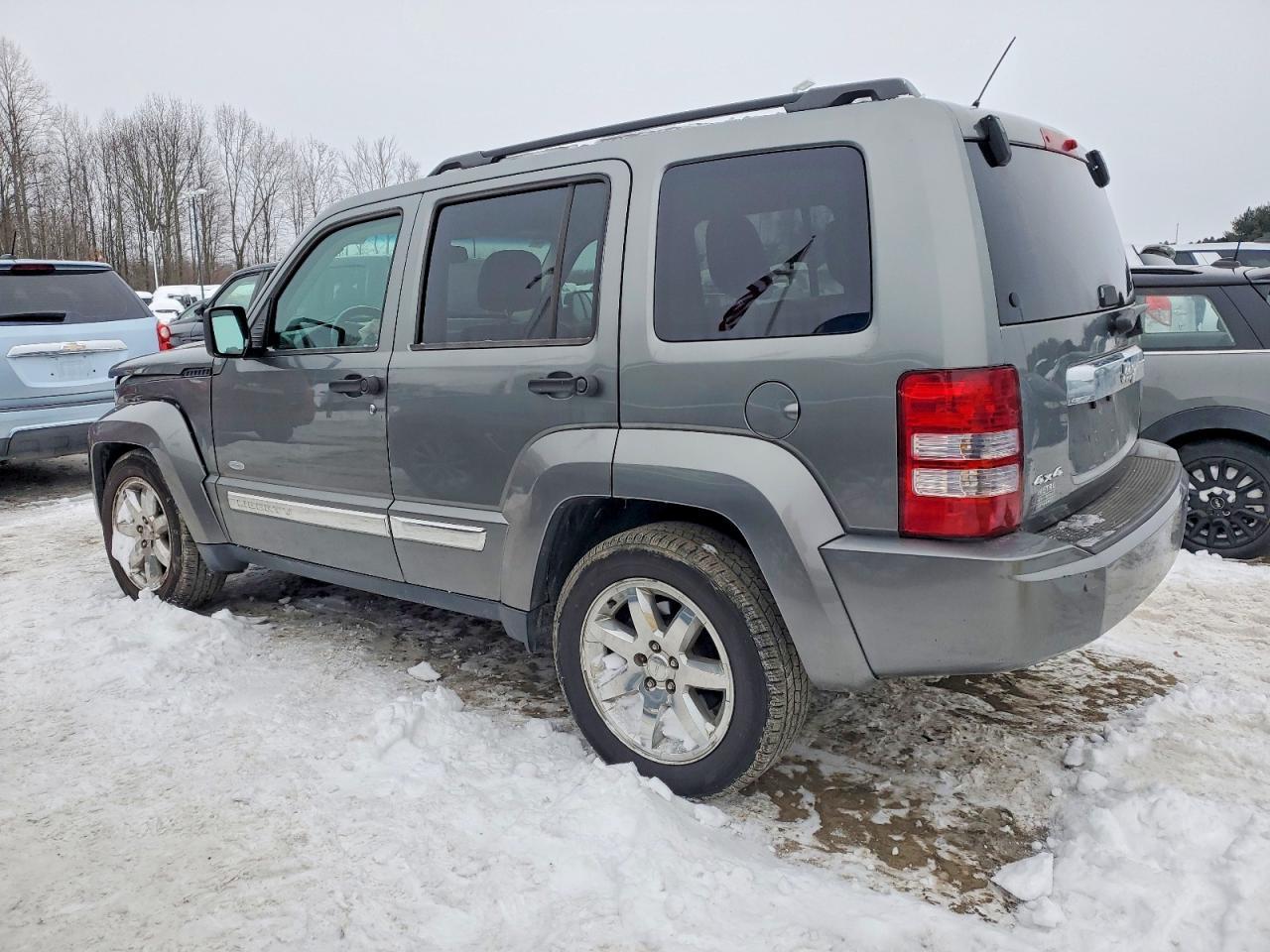 2012 JEEP Liberty