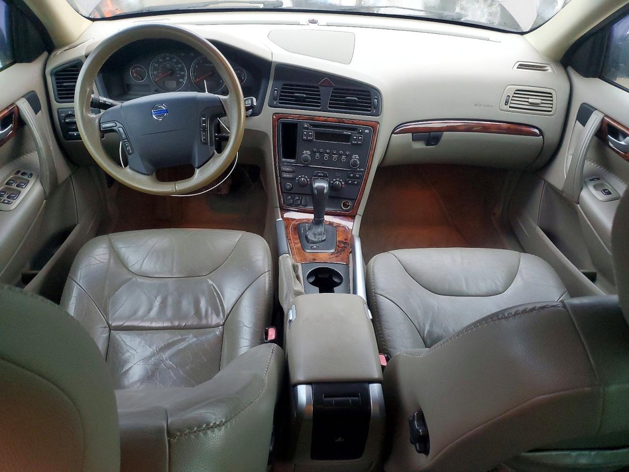 2006 VOLVO XC70