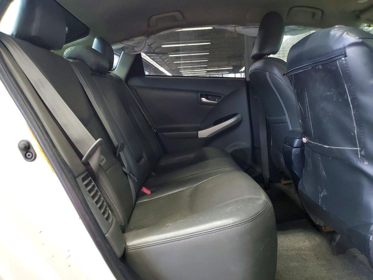 2014 TOYOTA PRIUS