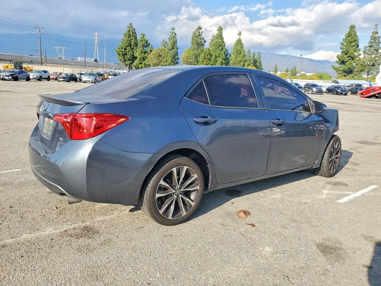 2017 TOYOTA COROLLA