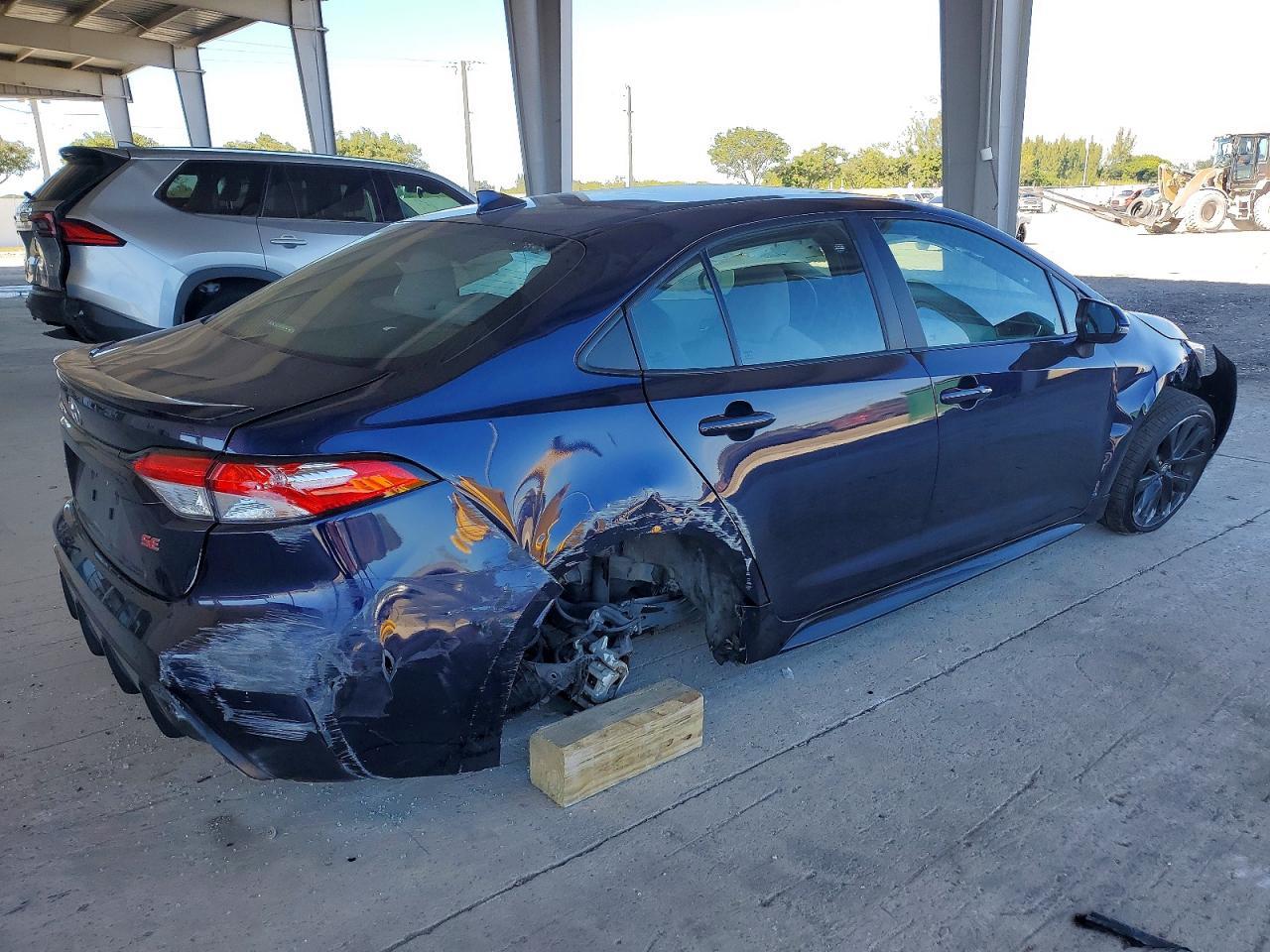 2024 TOYOTA COROLLA