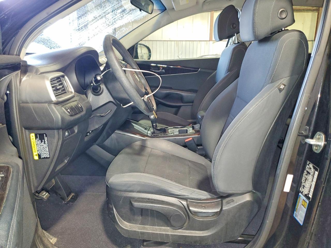 2017 KIA SORENTO