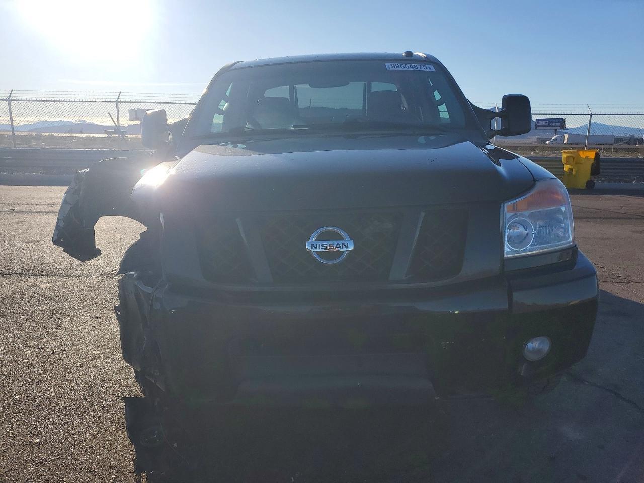 2012 NISSAN Titan