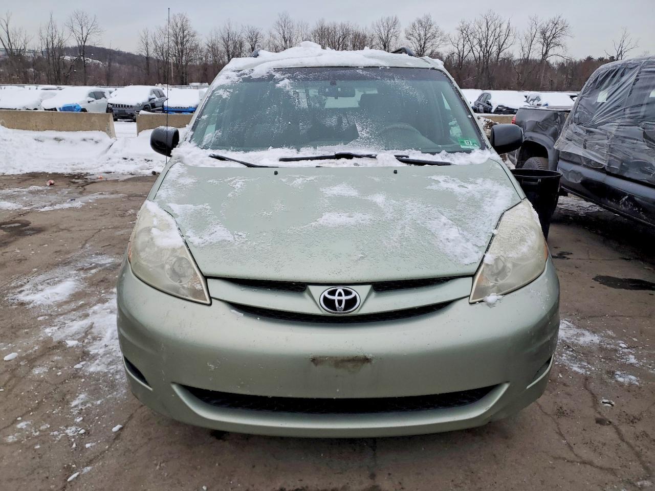 2007 TOYOTA SIENNA
