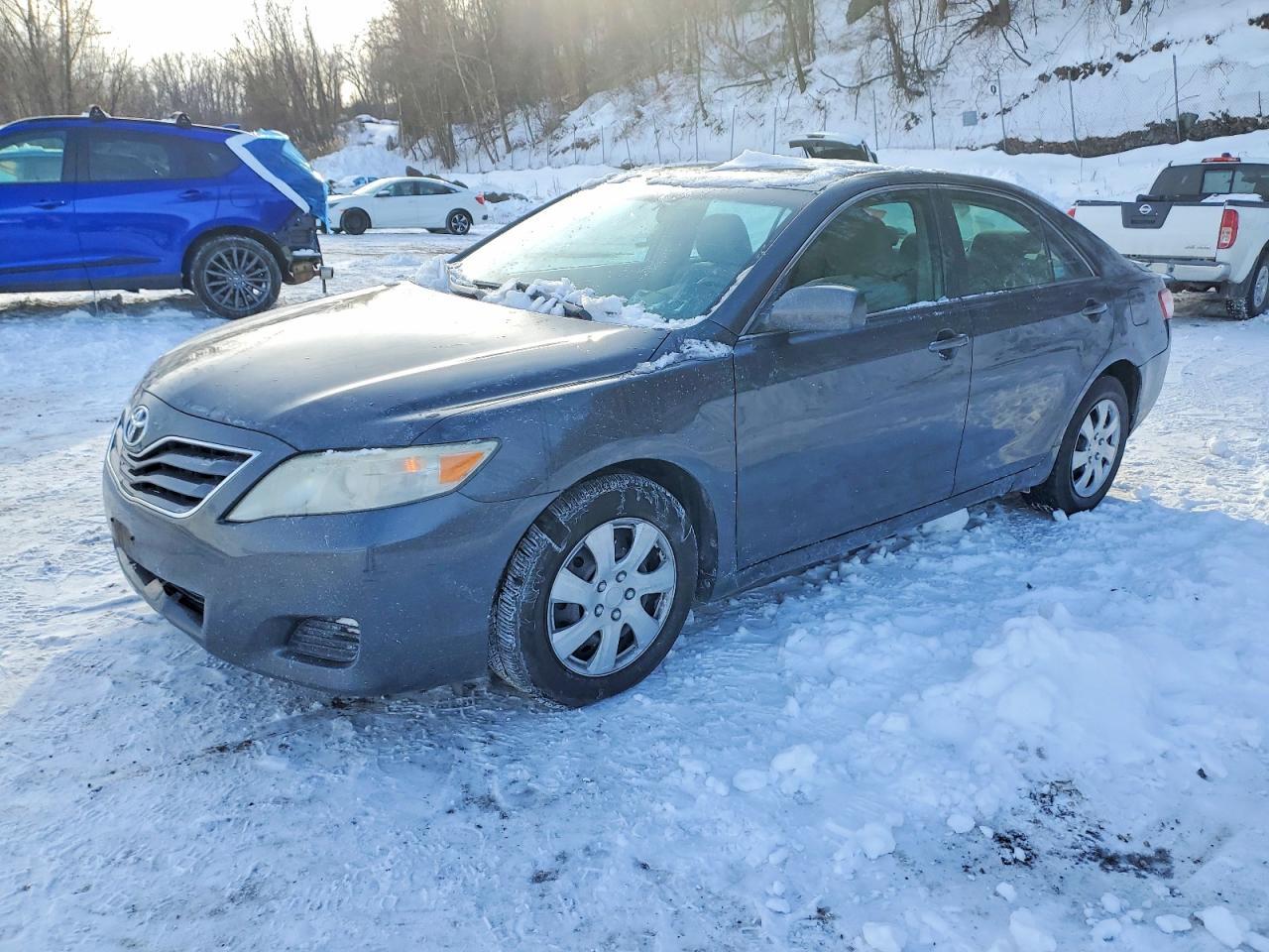 2011 TOYOTA CAMRY
