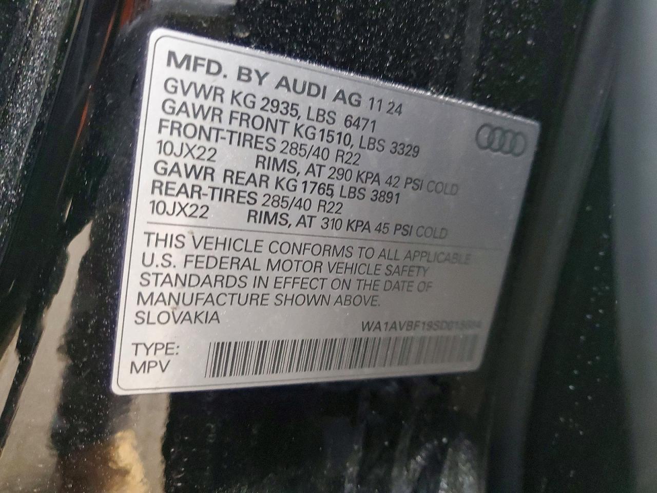 2025 AUDI Q8