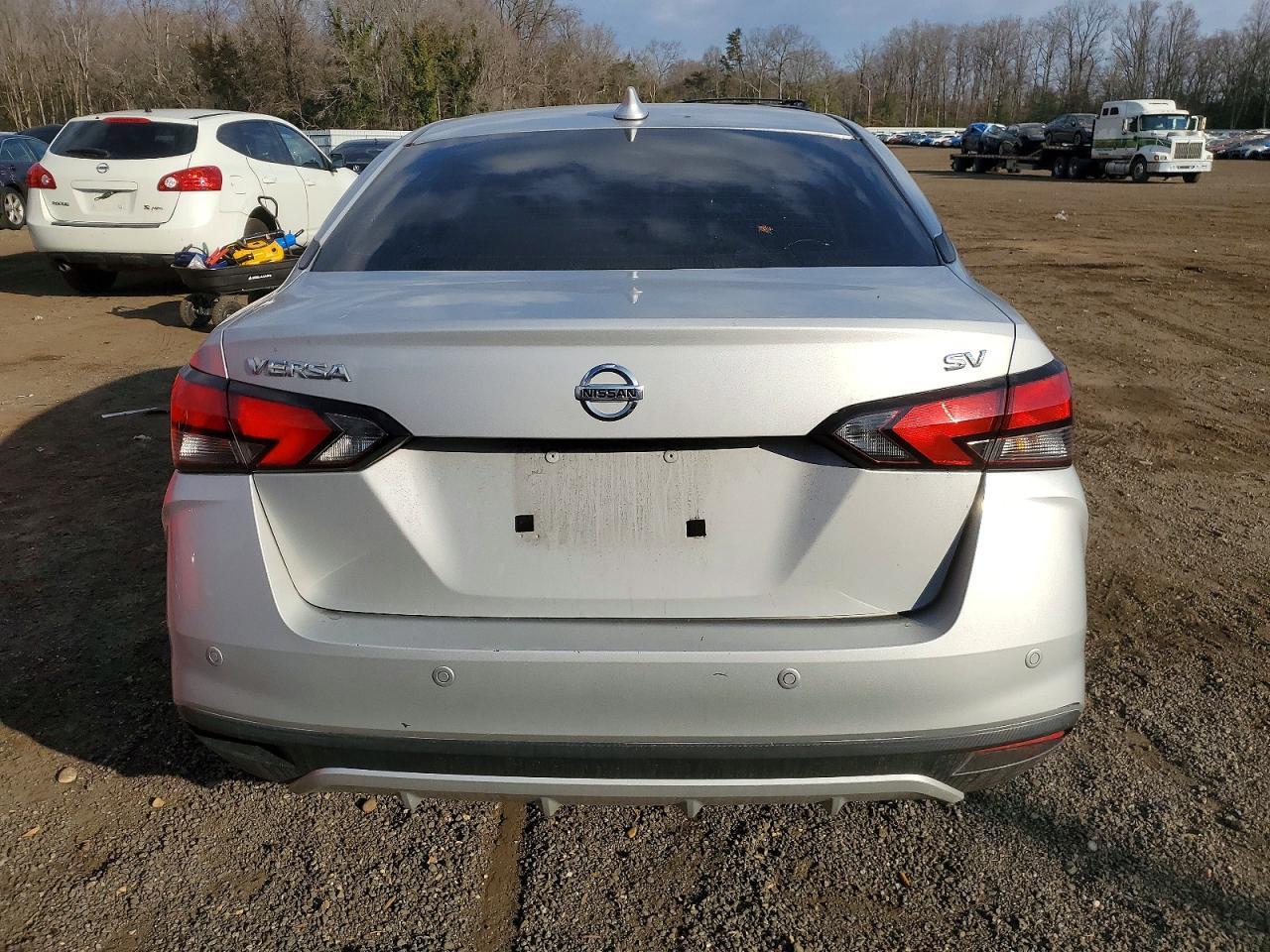 2021 NISSAN VERSA