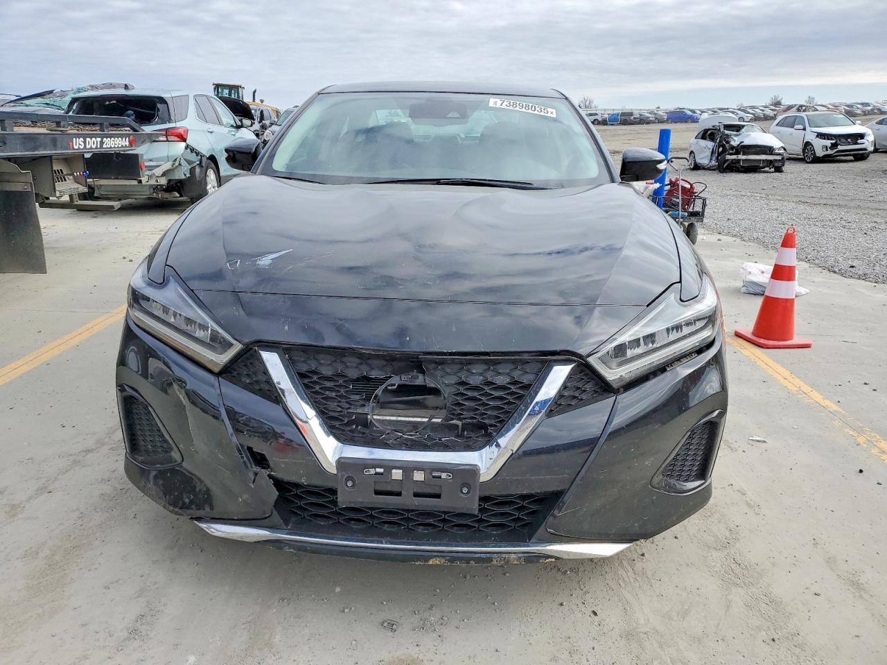 2022 NISSAN Maxima