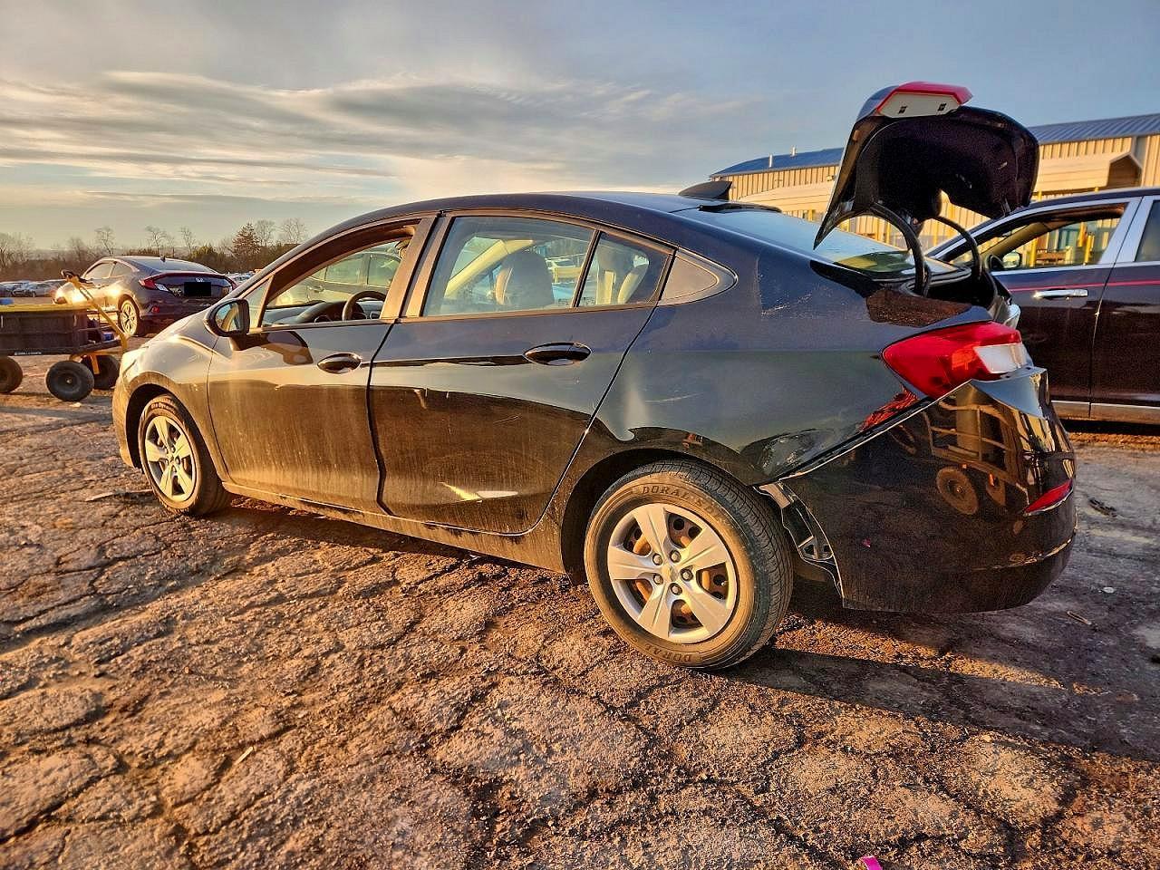 2017 CHEVROLET CRUZE
