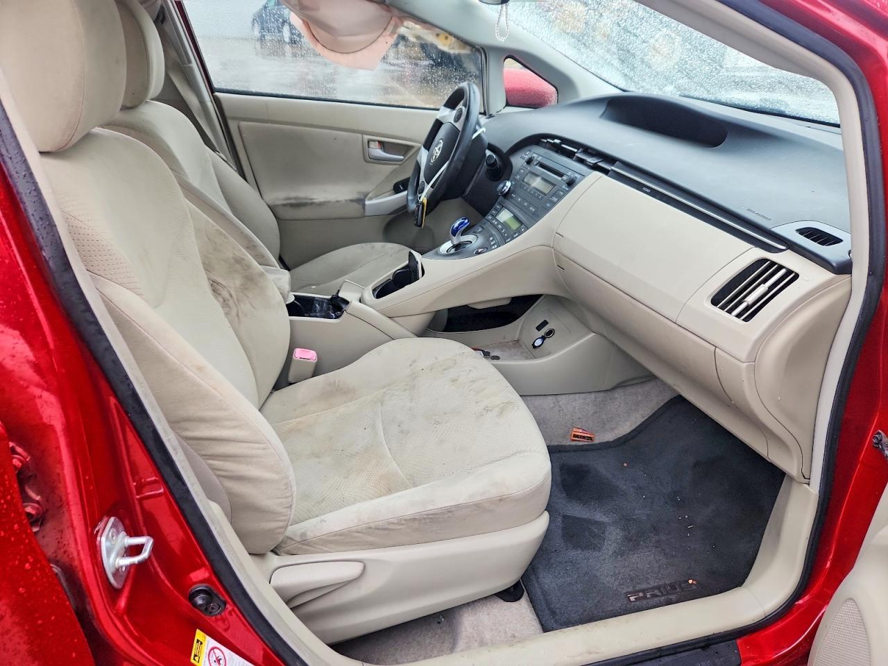 2011 TOYOTA PRIUS