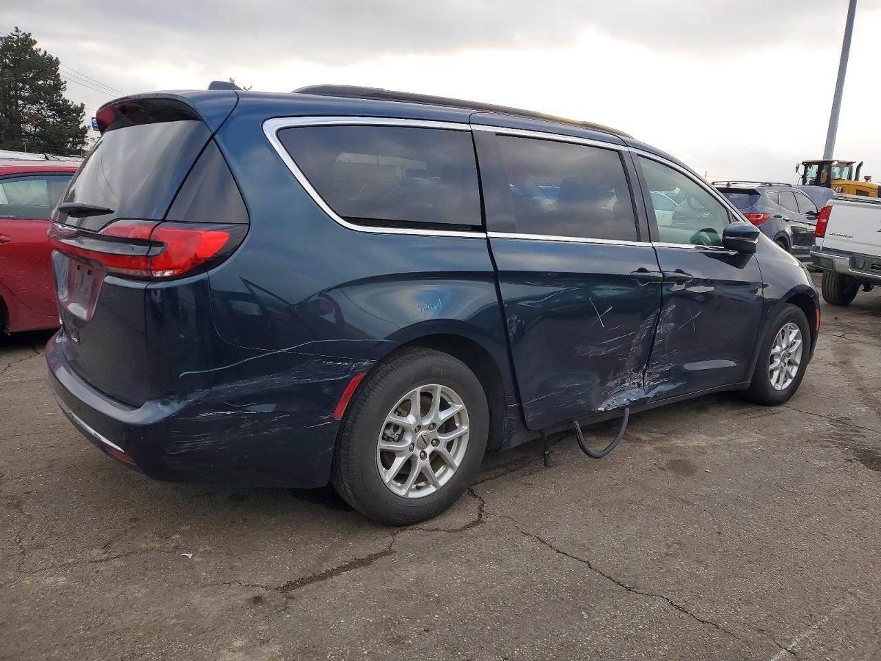 2022 CHRYSLER Pacifica