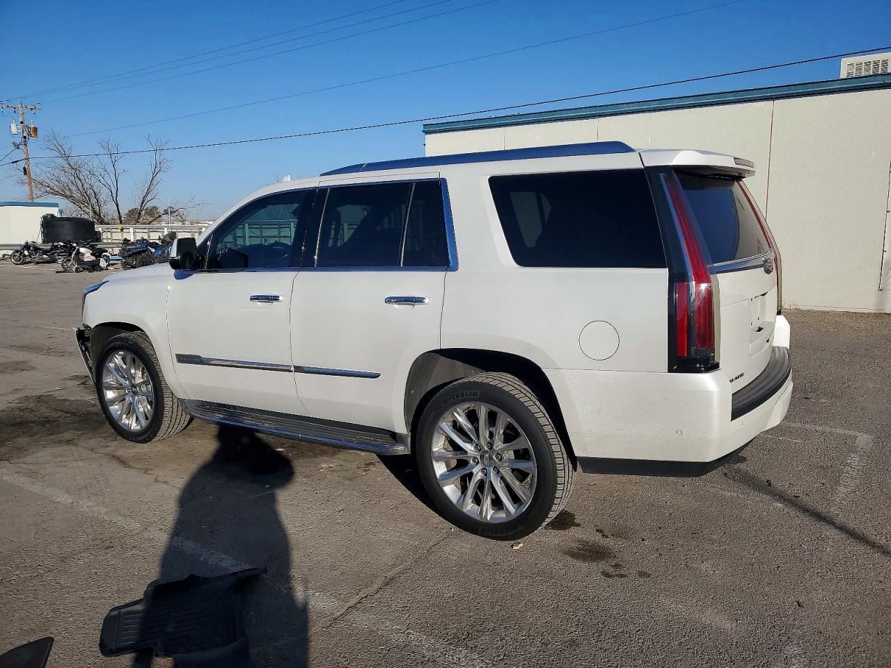 2018 CADILLAC ESCALADE