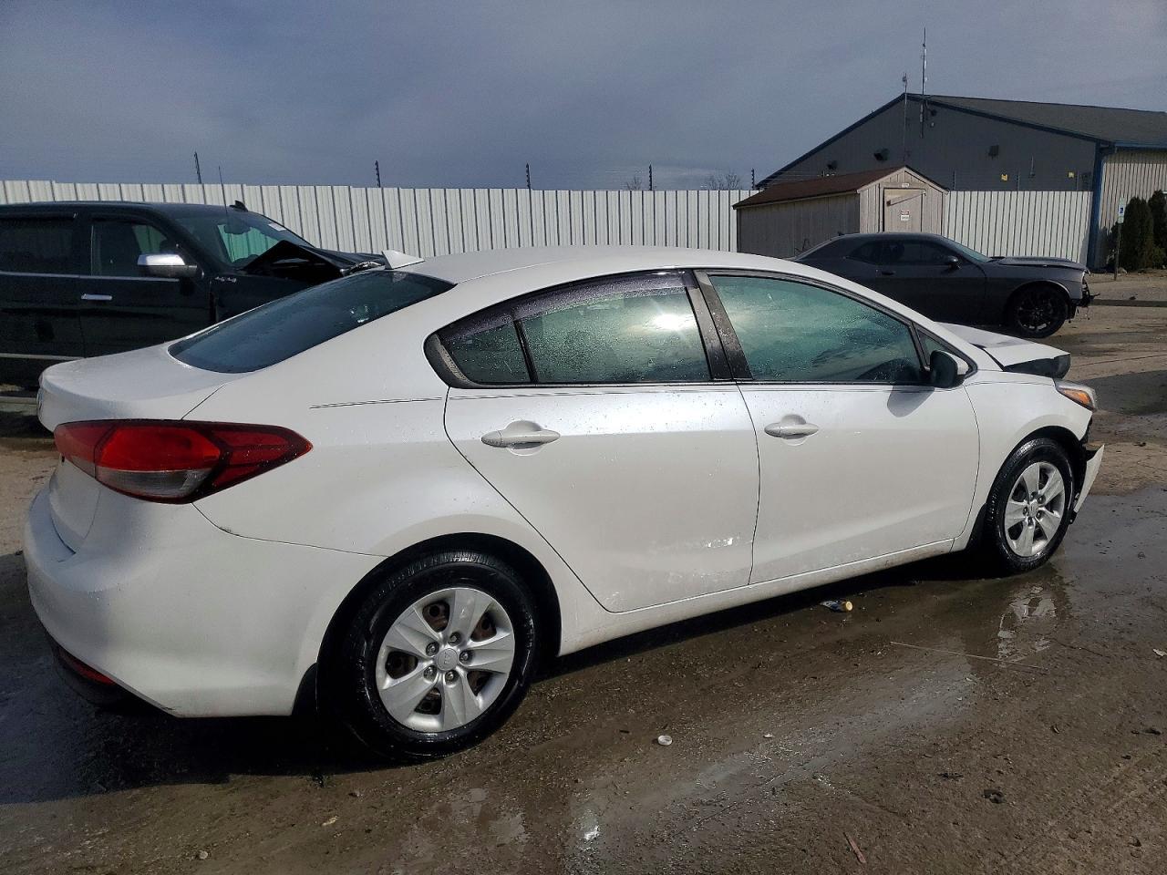 2017 KIA FORTE