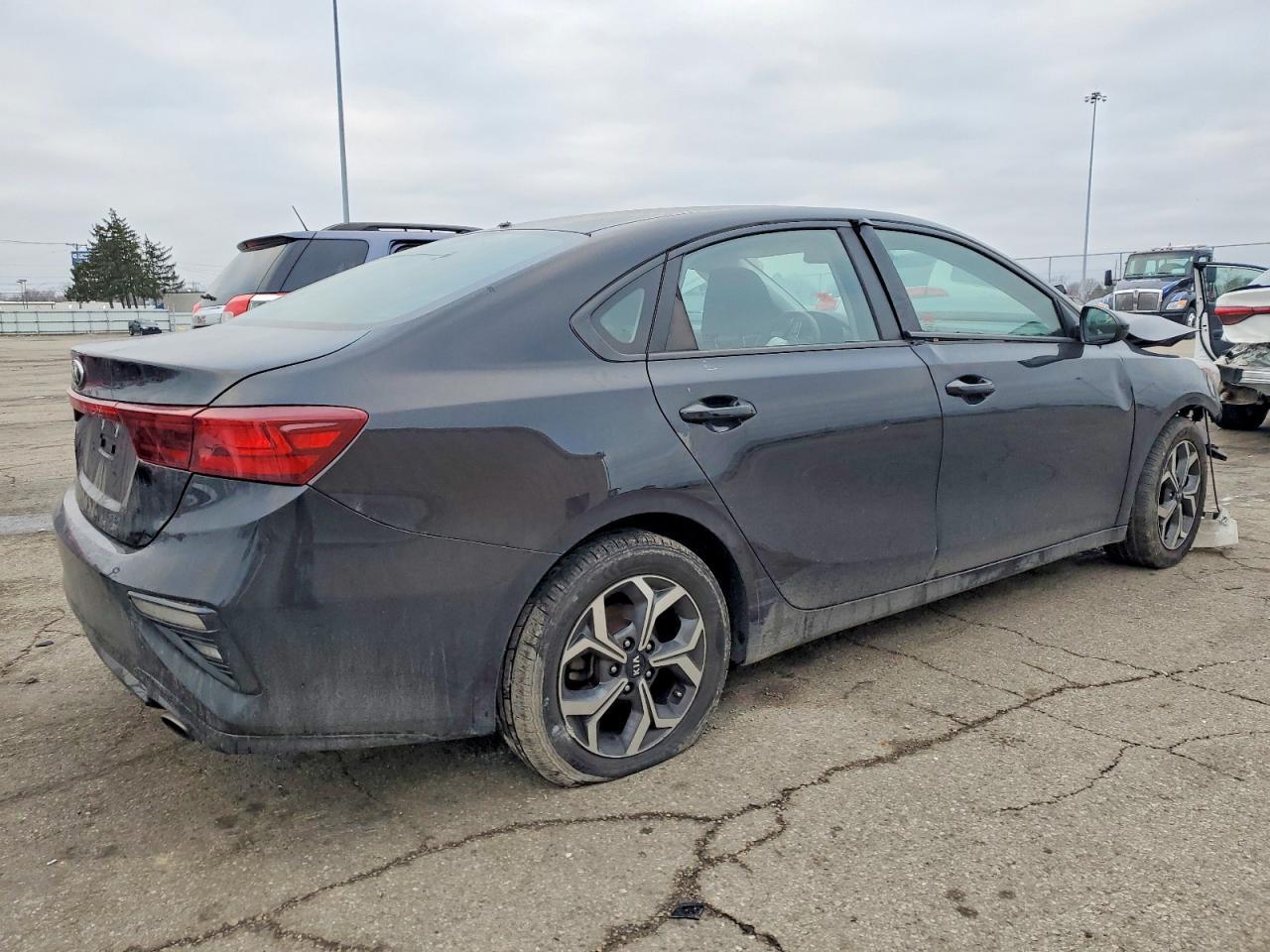 2019 KIA FORTE