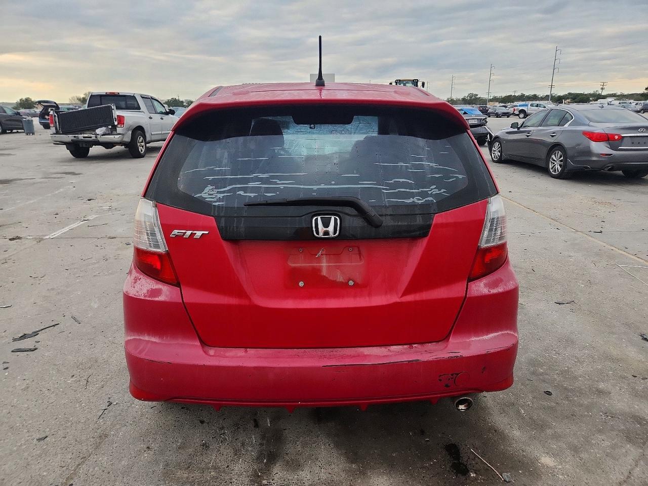 2010 HONDA FIT
