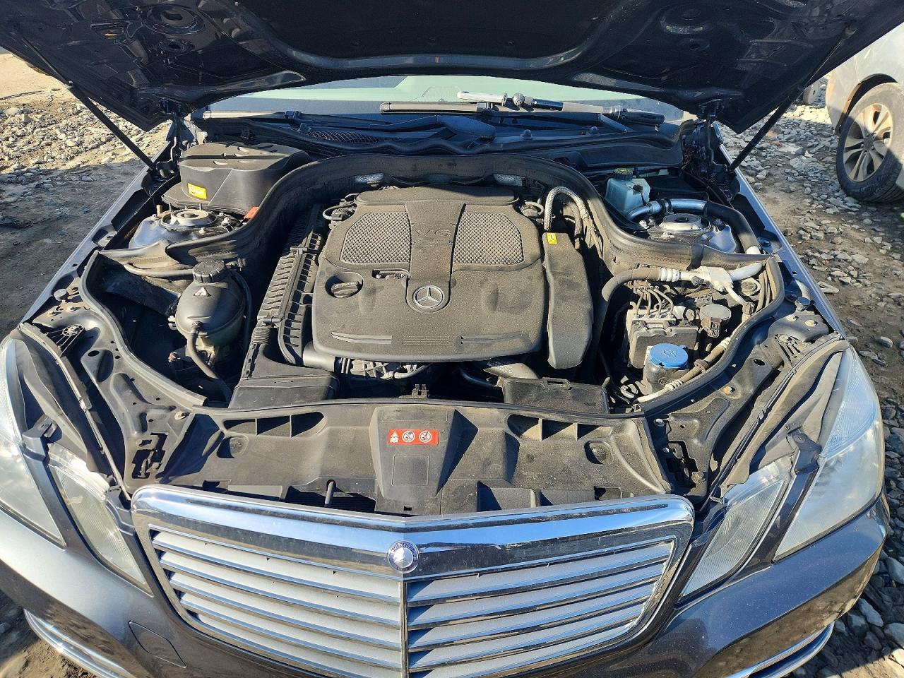 2013 MERCEDES-BENZ E-Class