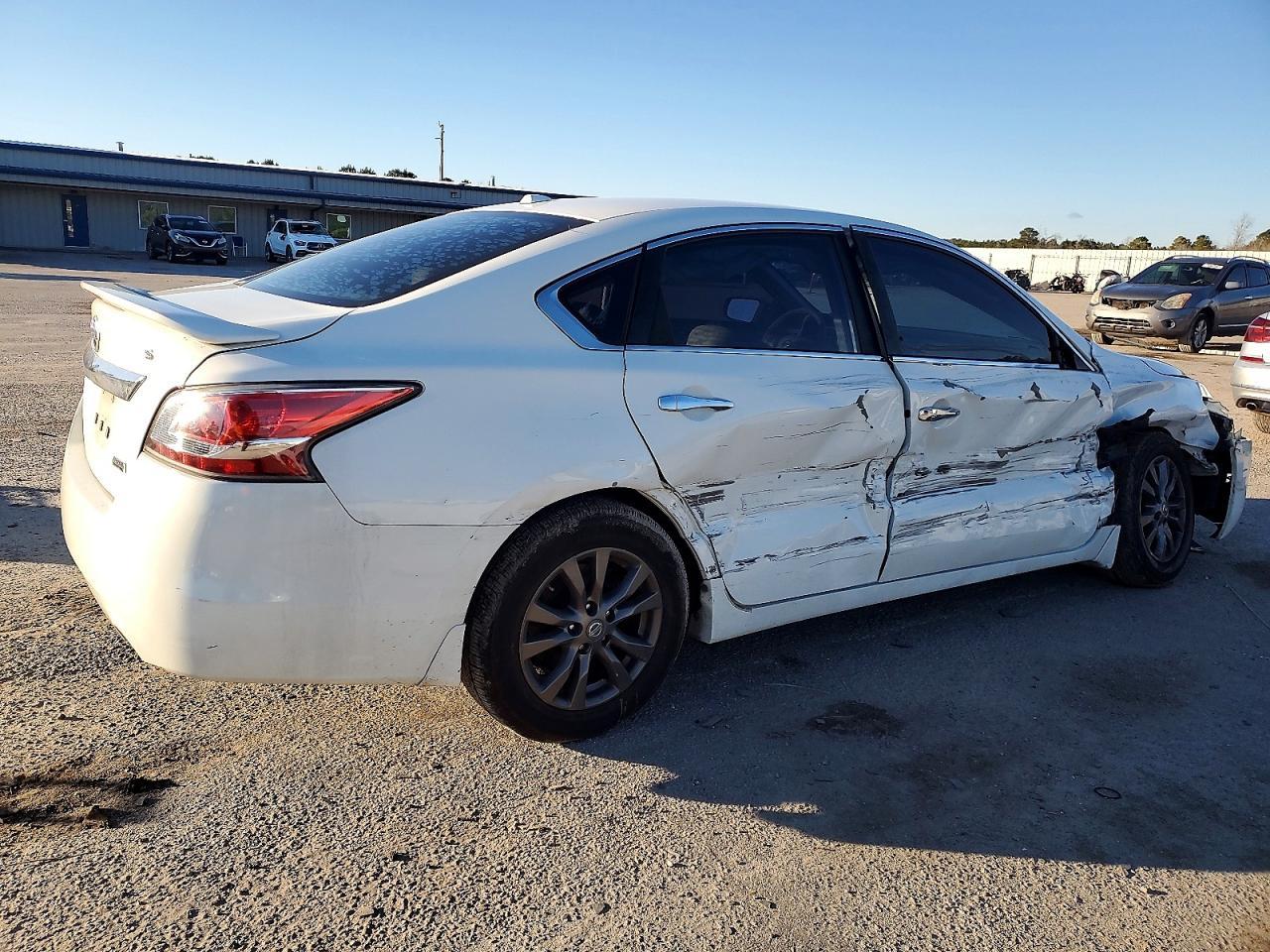 2015 NISSAN ALTIMA